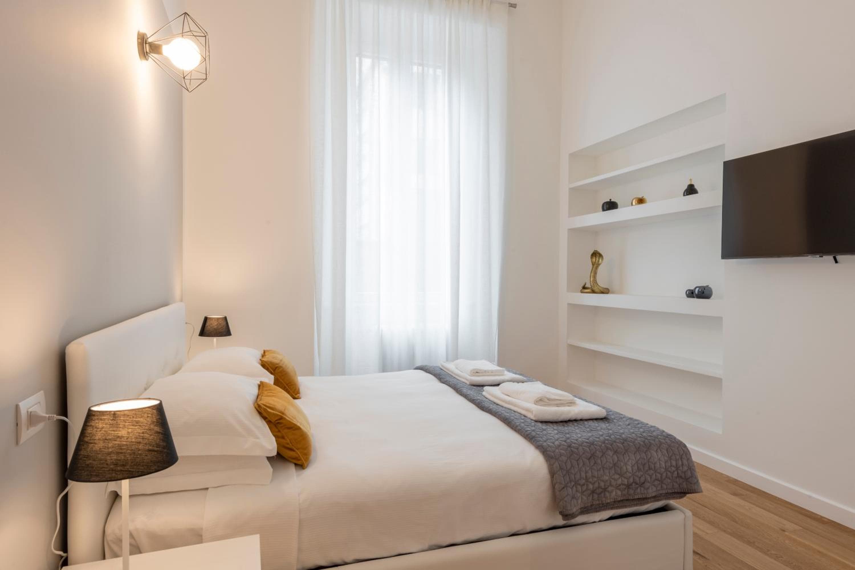 Milan Royal Suites - Centro Cadorna — 13