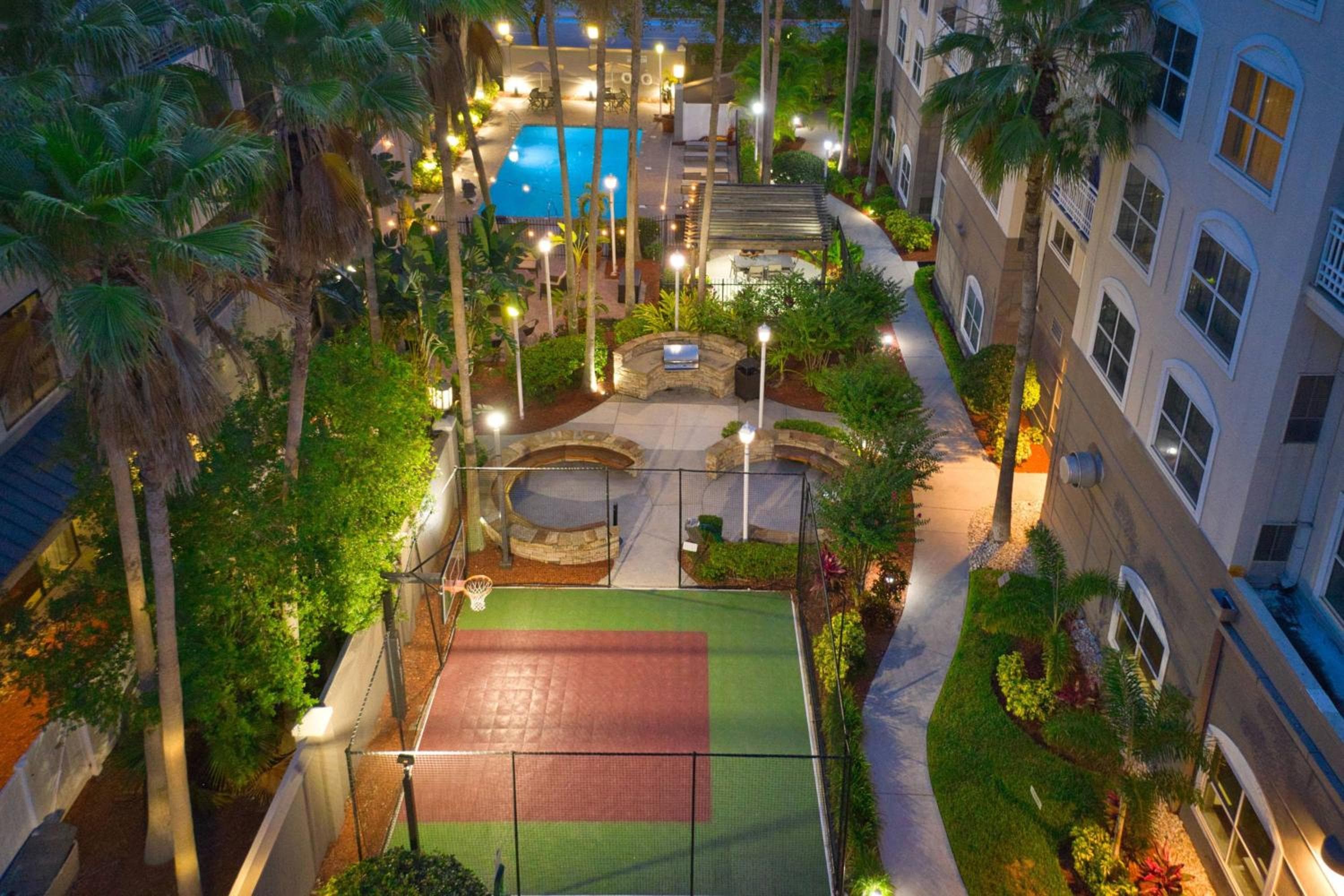 Residence Inn Tampa Downtown — 8