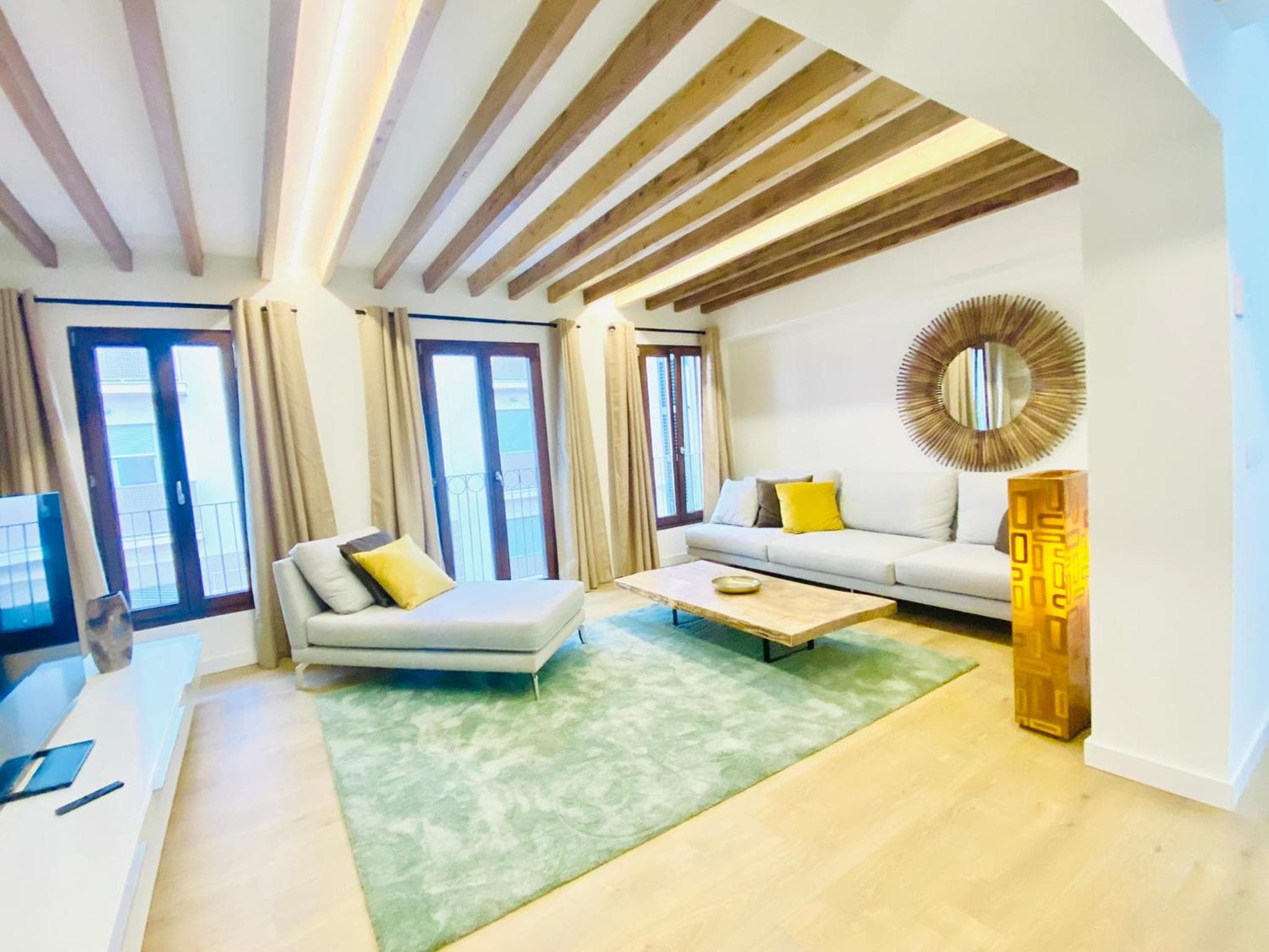 Hotel-Apartamento con gran terraza — 10