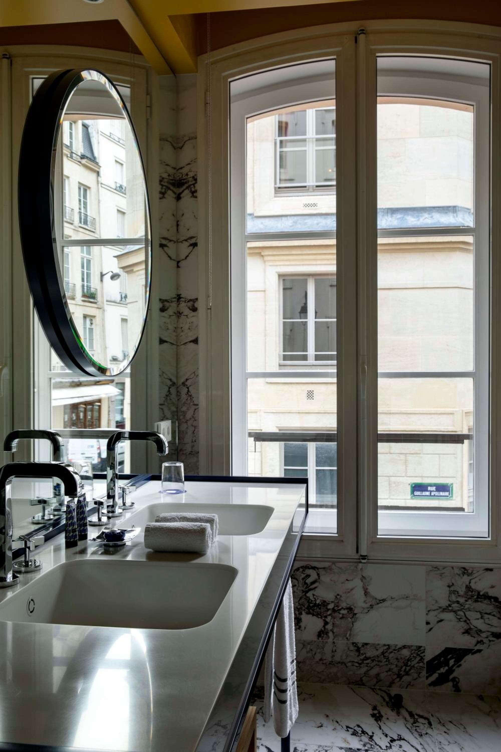 Hôtel Bel Ami — 12