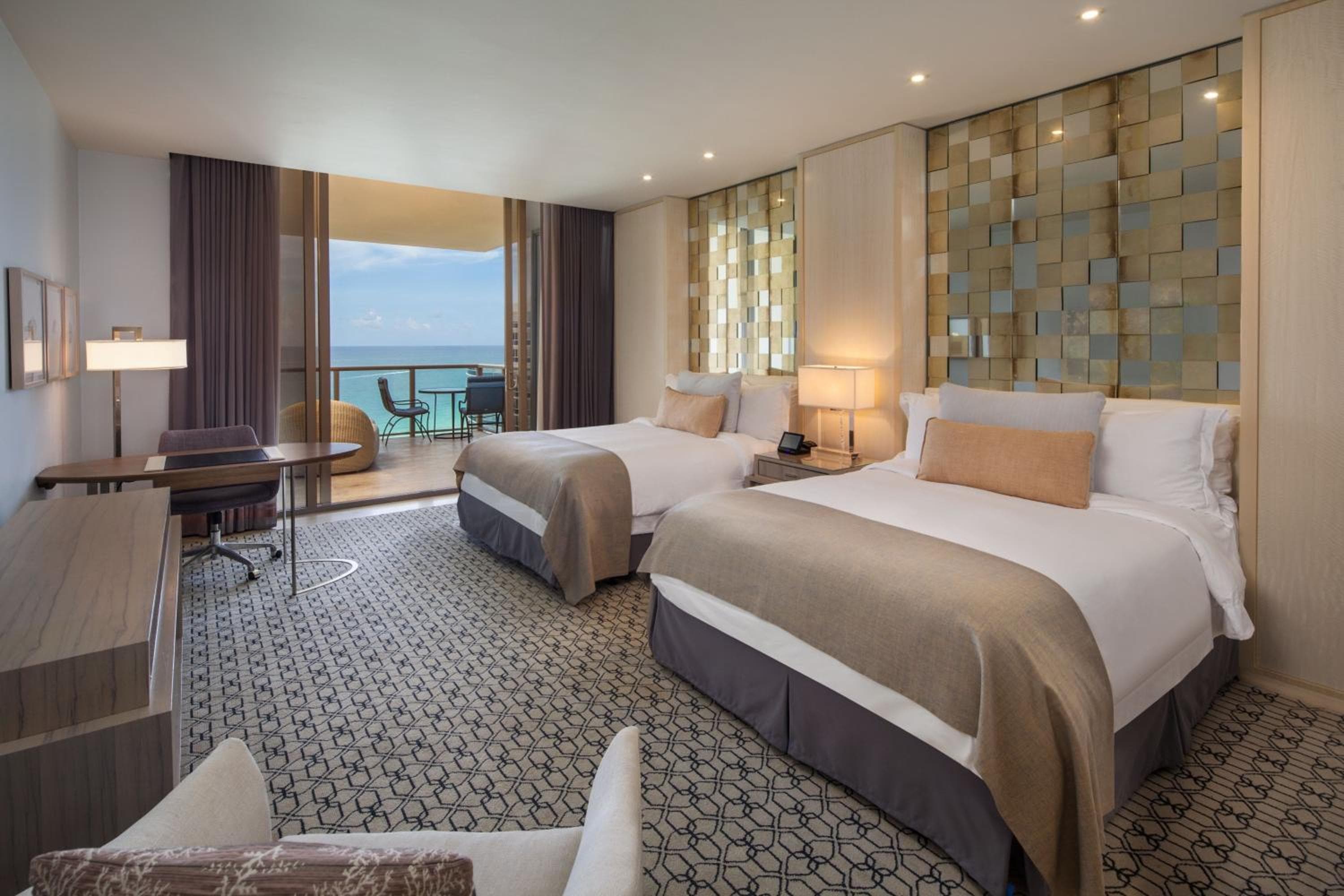 Das St. Regis Bal Harbour Resort — 15