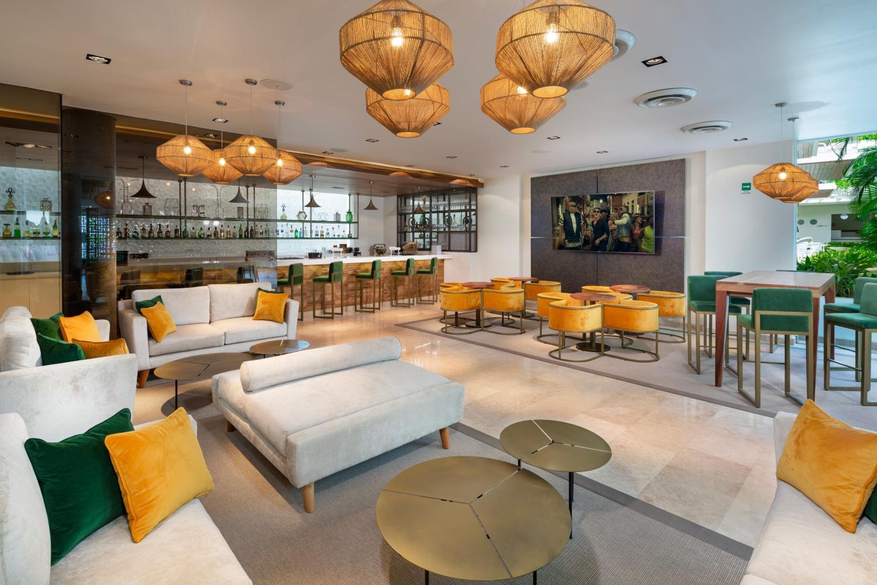 Antera Hotel & Residences — 13