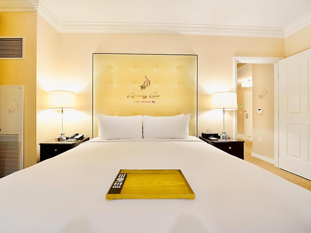 Amalz Suites Collection at MGM Signature ! — 30