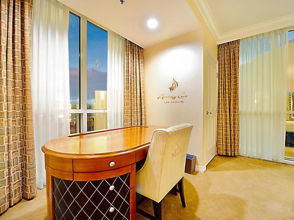 Amalz Suites Collection at MGM Signature ! — 29