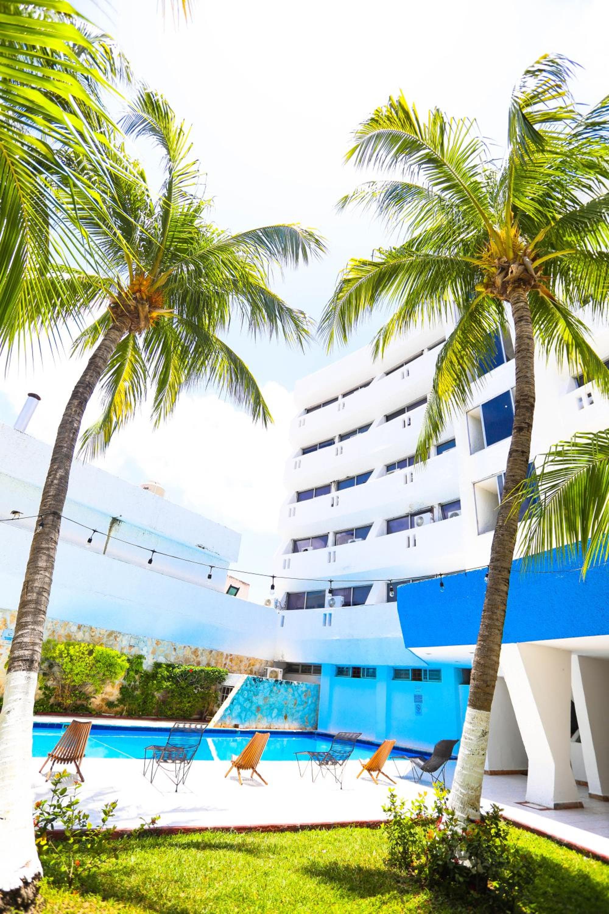 Hotel Caribe Internacional Cancun — 9
