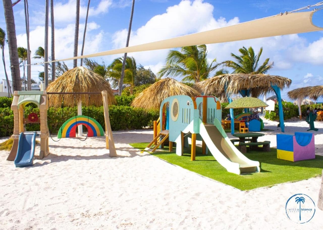 Villa Blanca Beach Club — 10