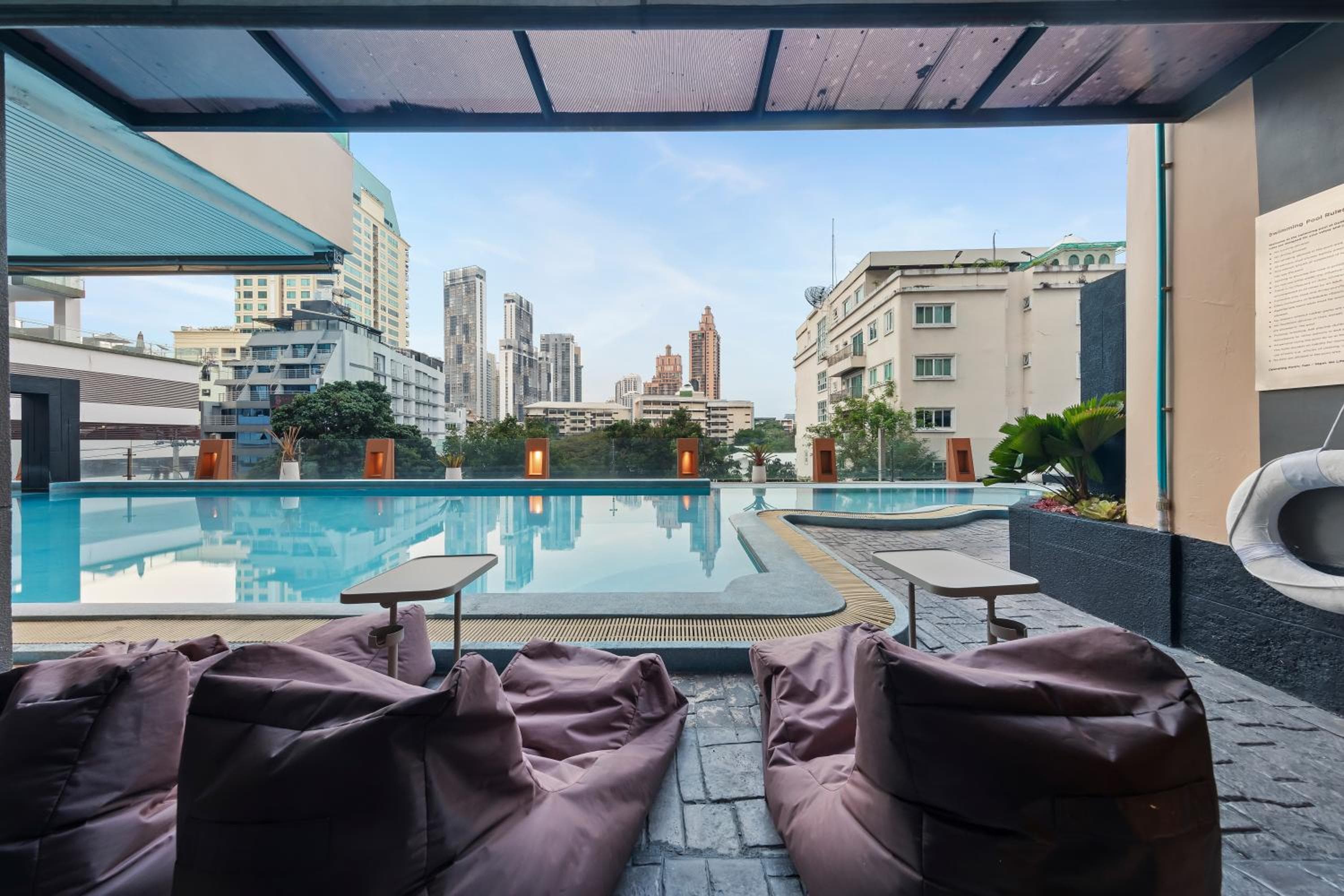 Golden Tulip Mandison Suites — 6
