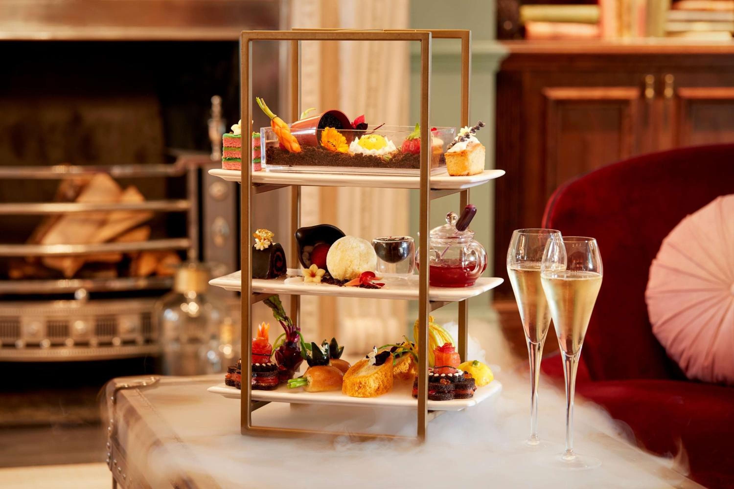 100 Queen's Gate Hotel Londra, Curio Collection by Hilton — 8
