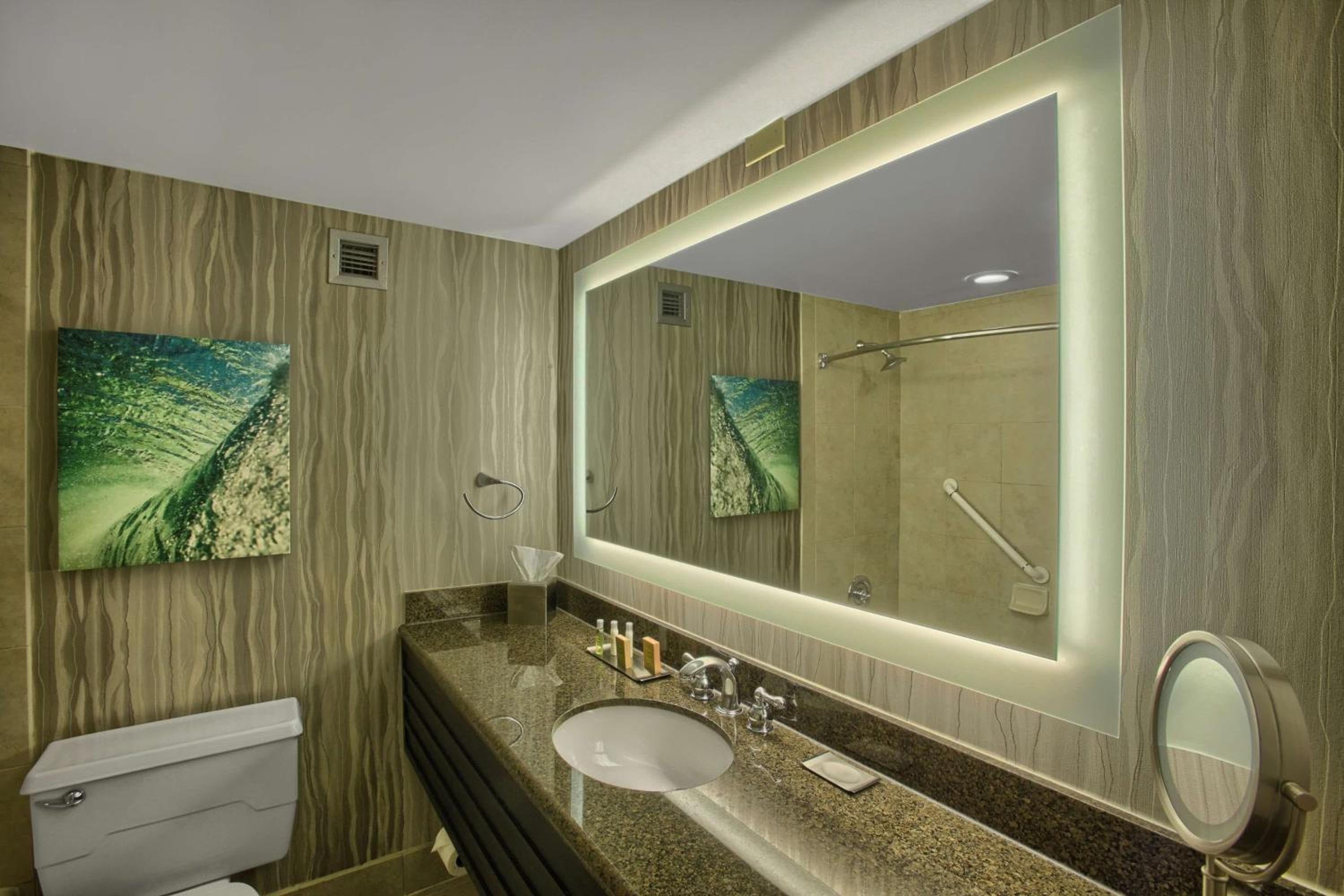 DoubleTree by Hilton at the Entrance to Universal Orlando — 4
