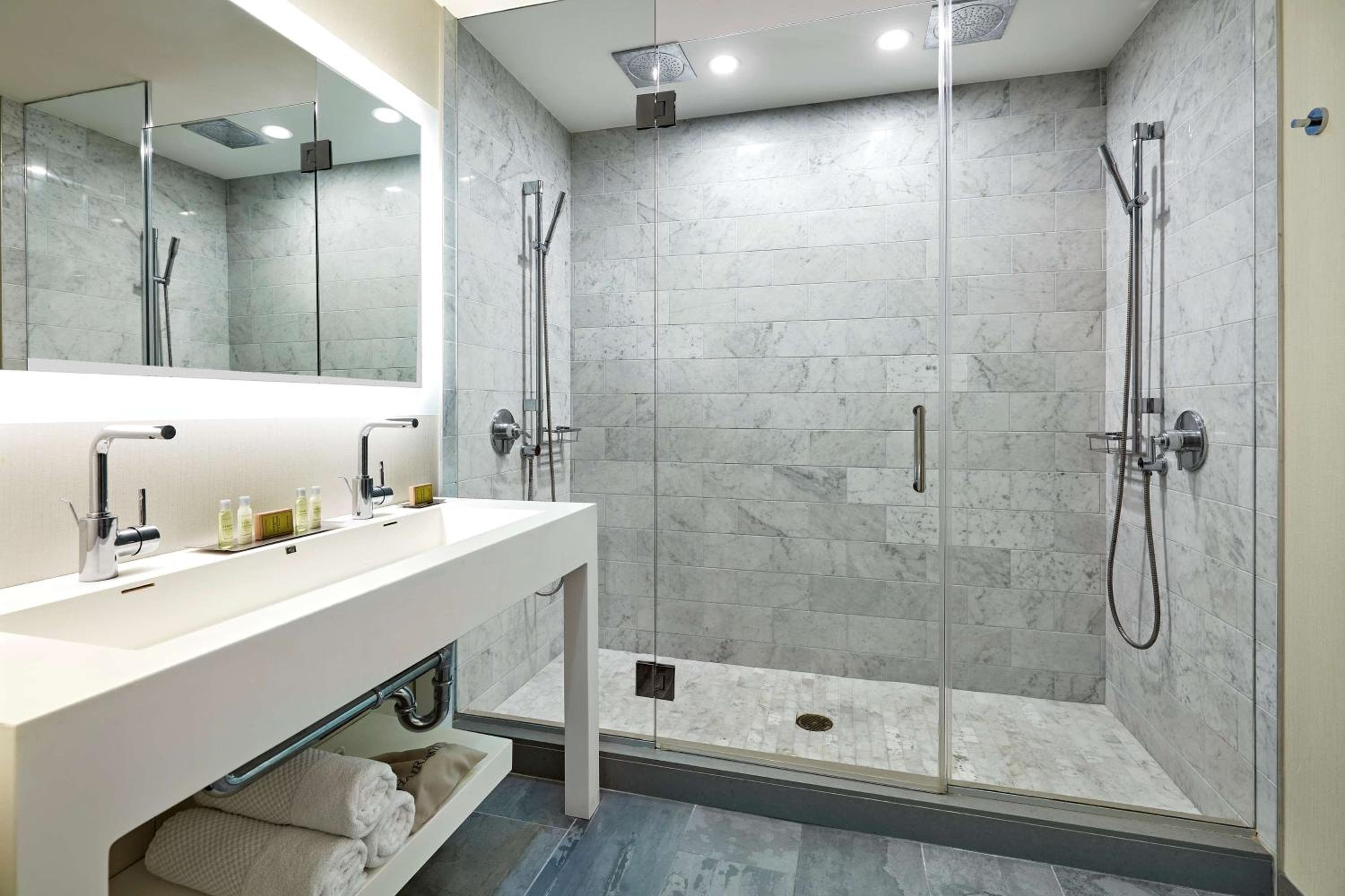 Hotel MDR Marina del Rey- a DoubleTree by Hilton — 17