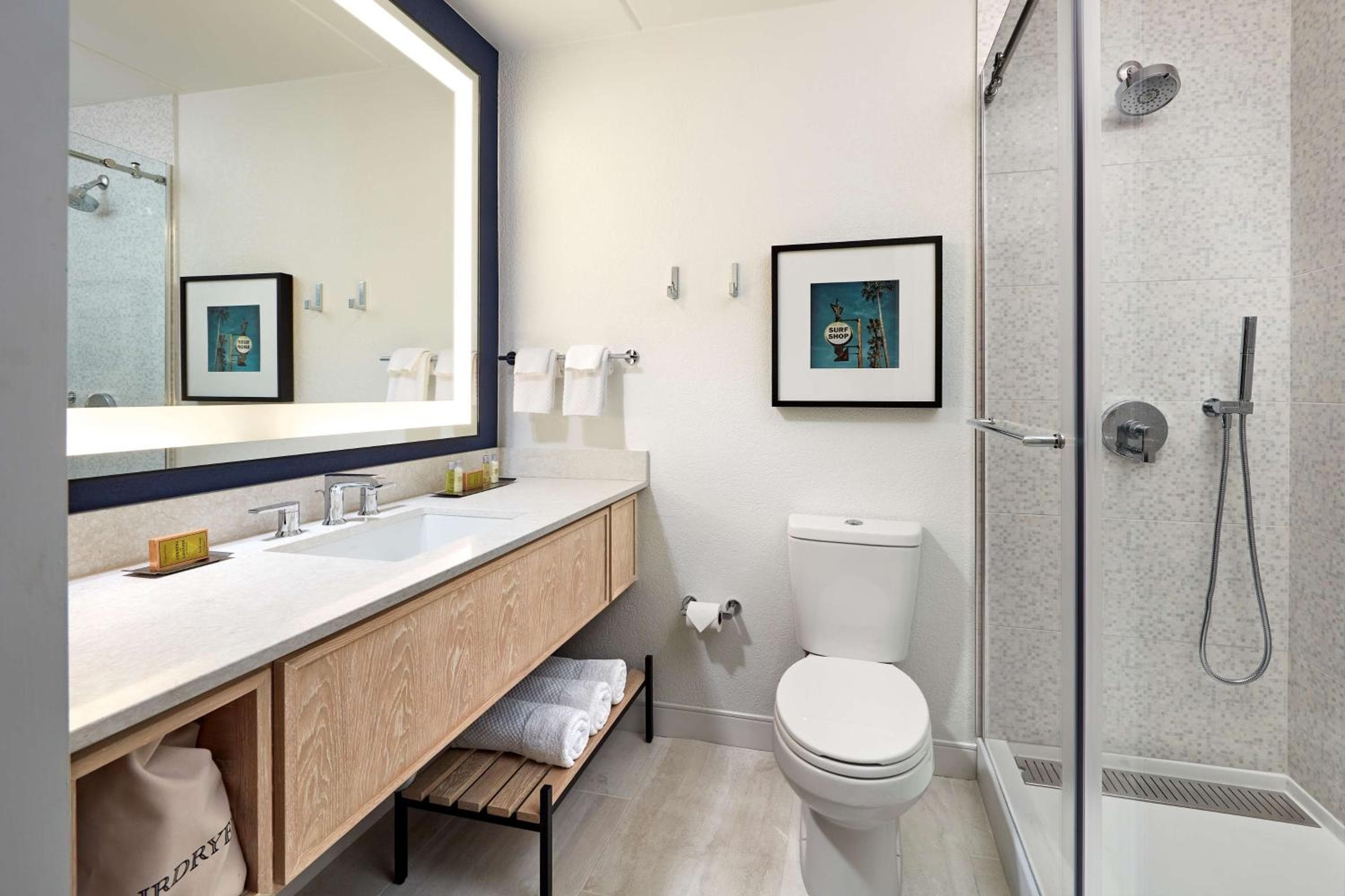 Hotel MDR Marina del Rey- a DoubleTree by Hilton — 21