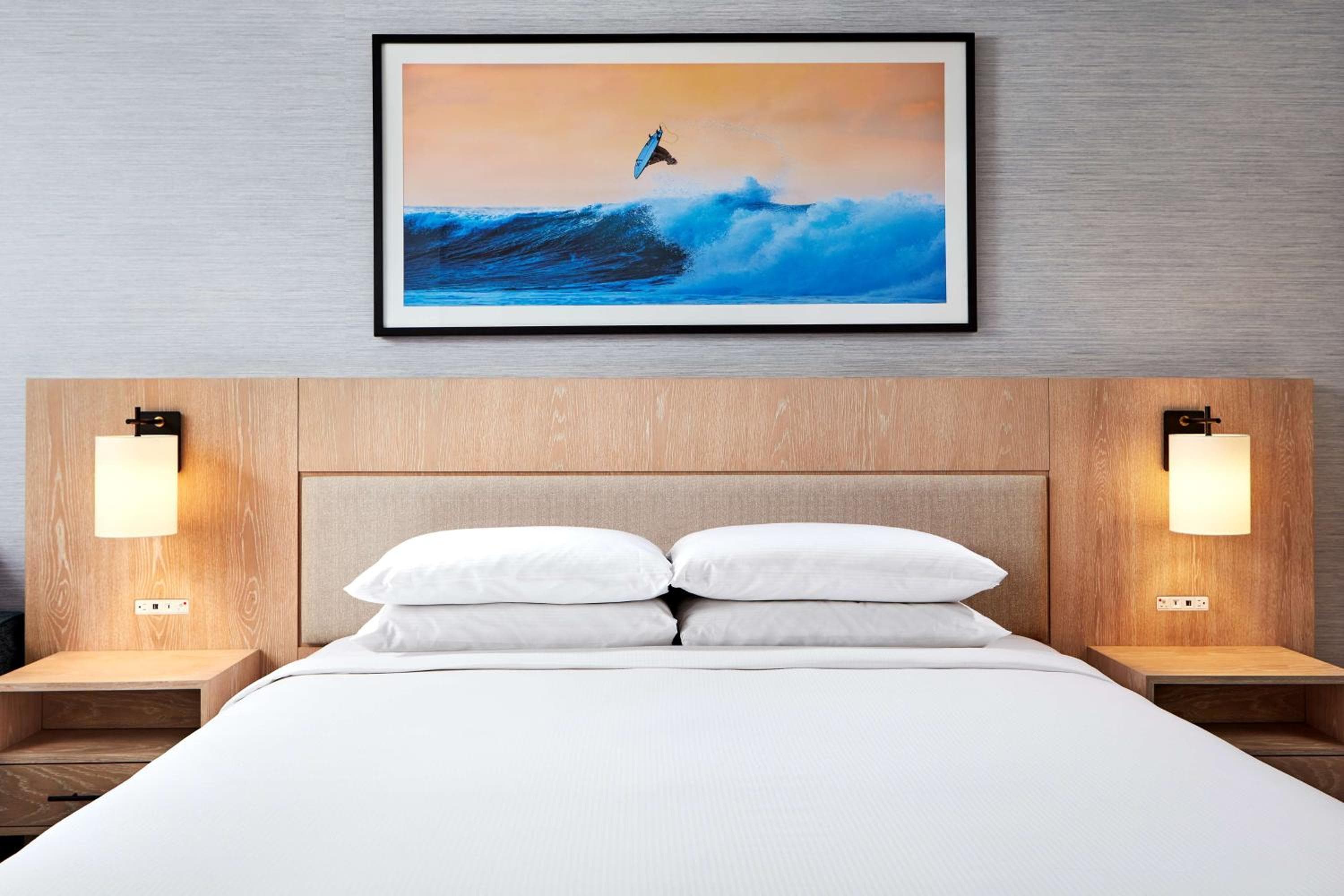 Hotel MDR Marina del Rey- a DoubleTree by Hilton — 16