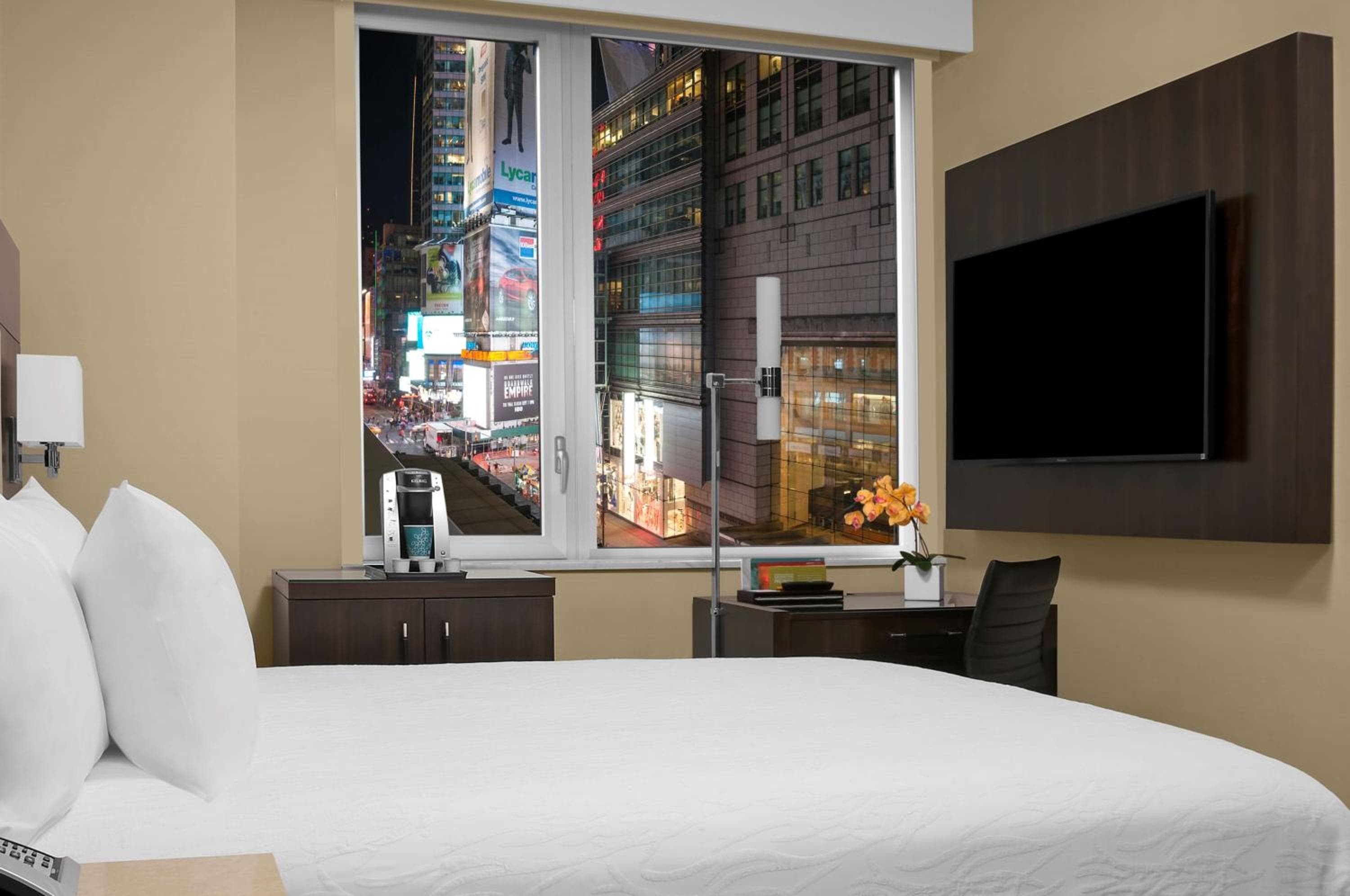 Hilton Garden Inn New York - Times Square Central — 24