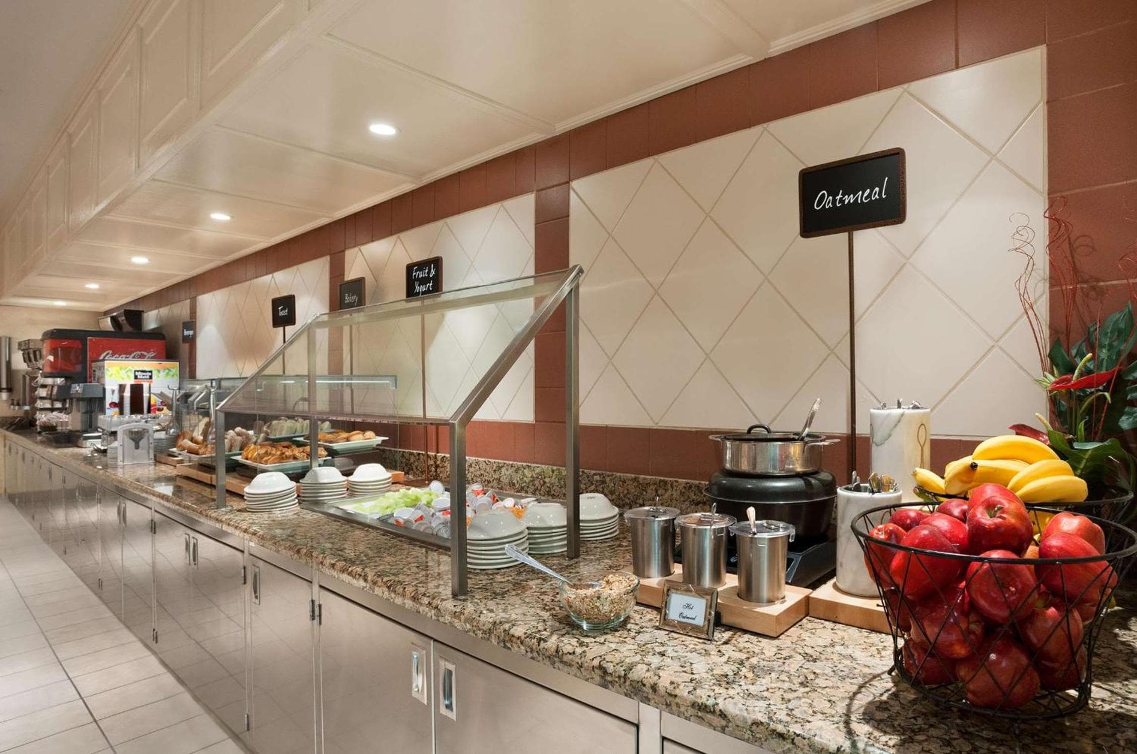 Embassy Suites by Hilton Las Vegas — 23