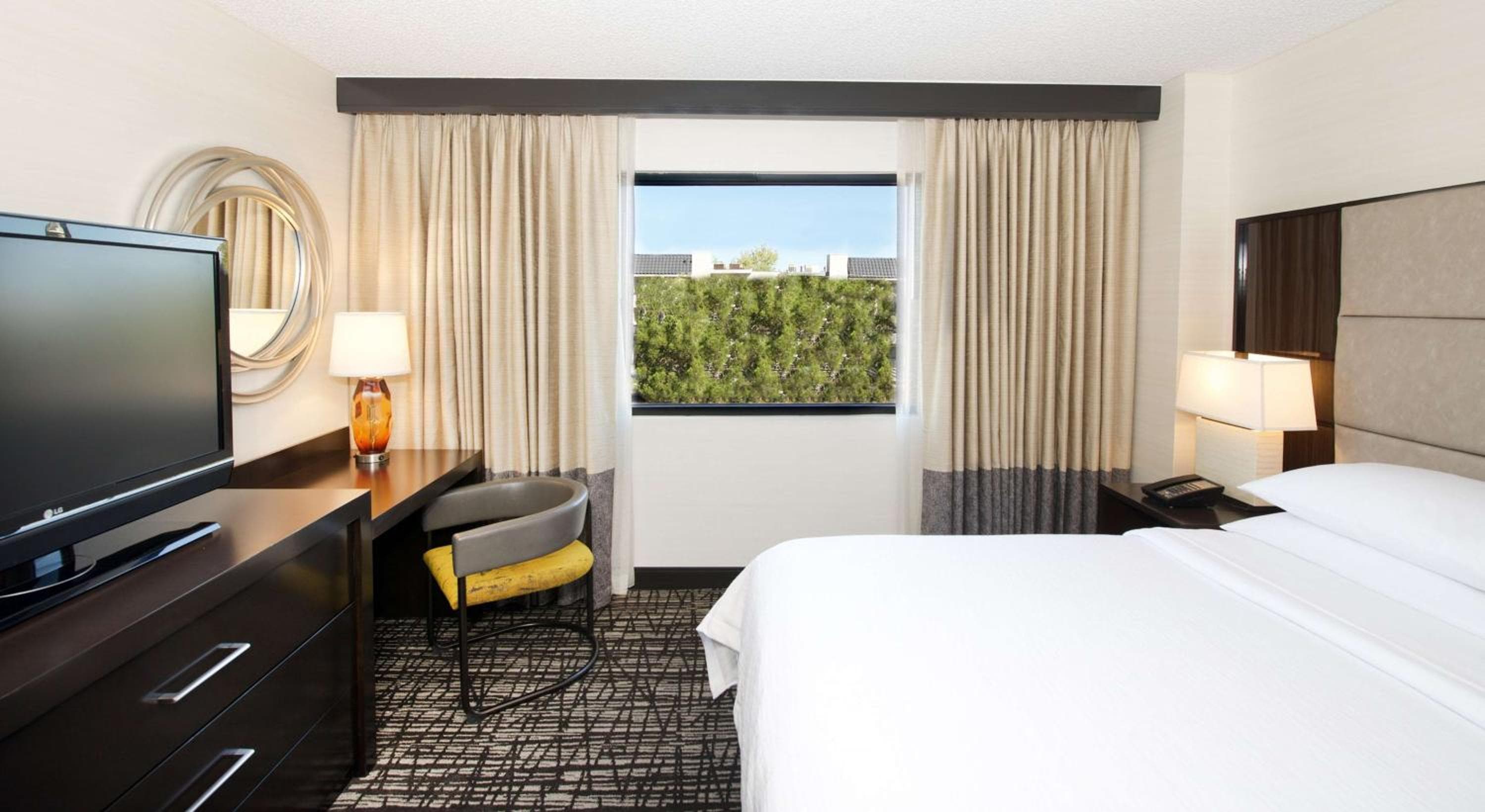 Embassy Suites by Hilton Las Vegas — 29
