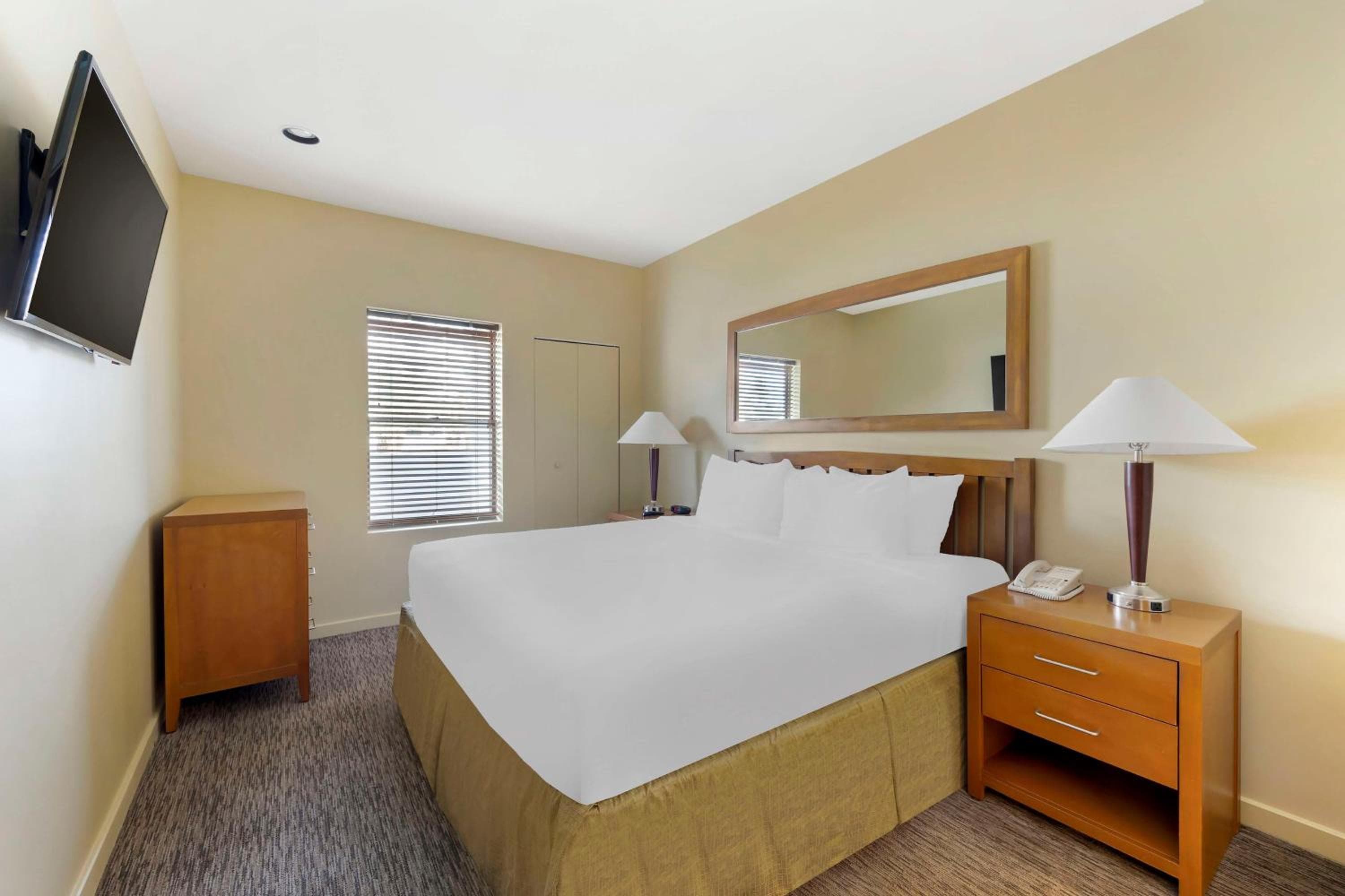 Hilton Vacation Club Cancun Resort Las Vegas — 8