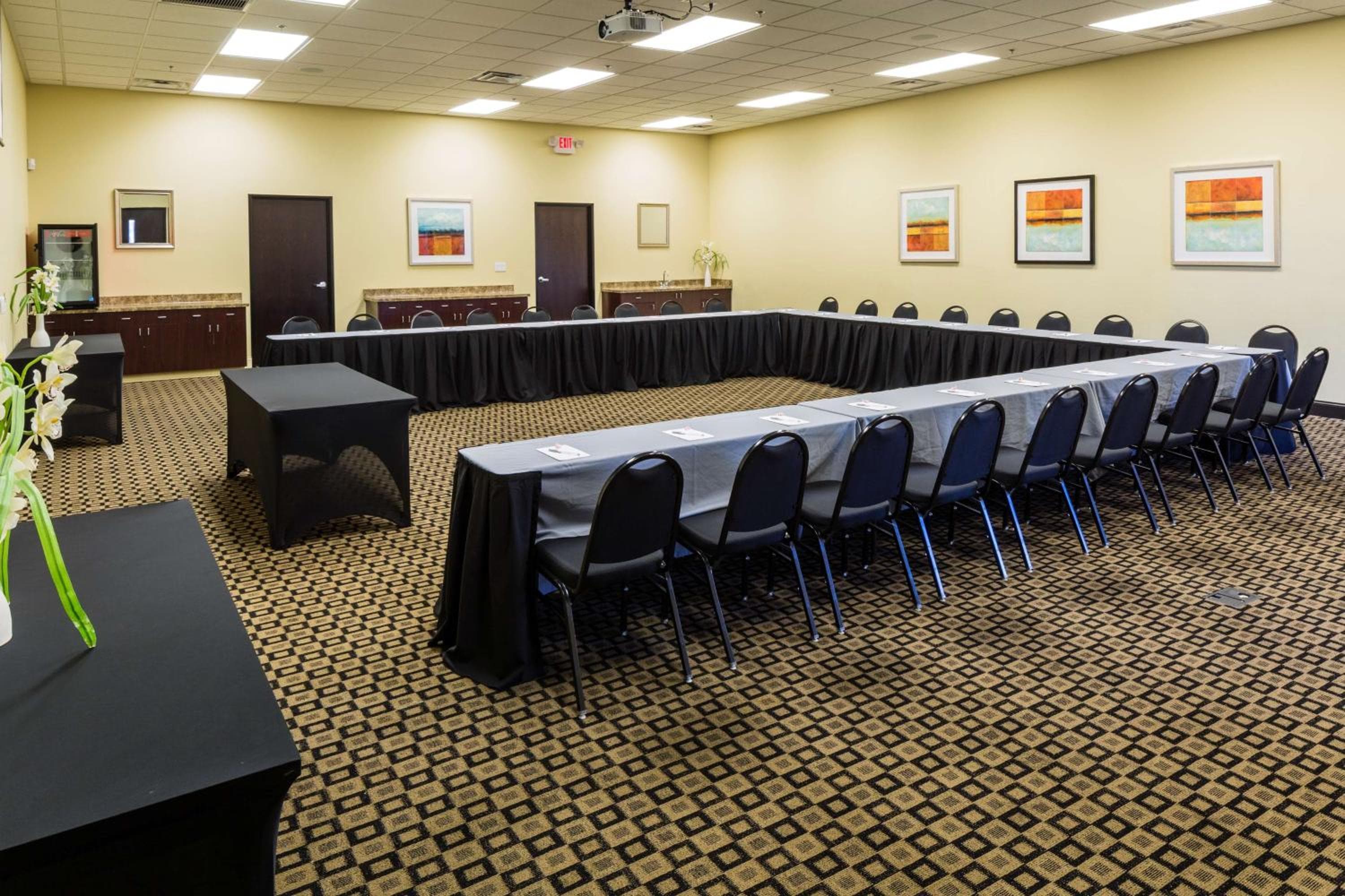 Hampton Inn & Suites Las Vegas Sur — 7