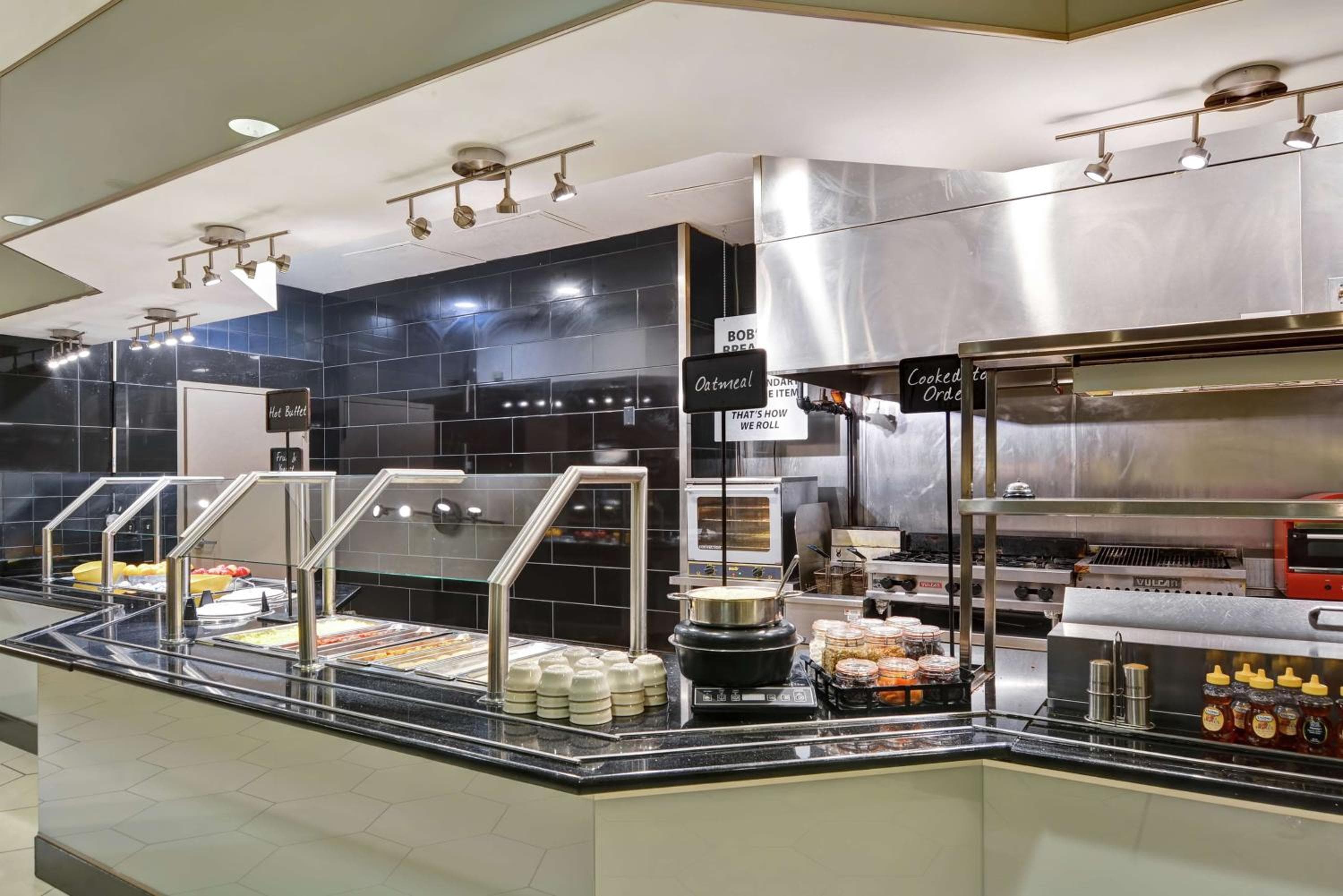 Embassy Suites by Hilton Orlando-Downtown — 11