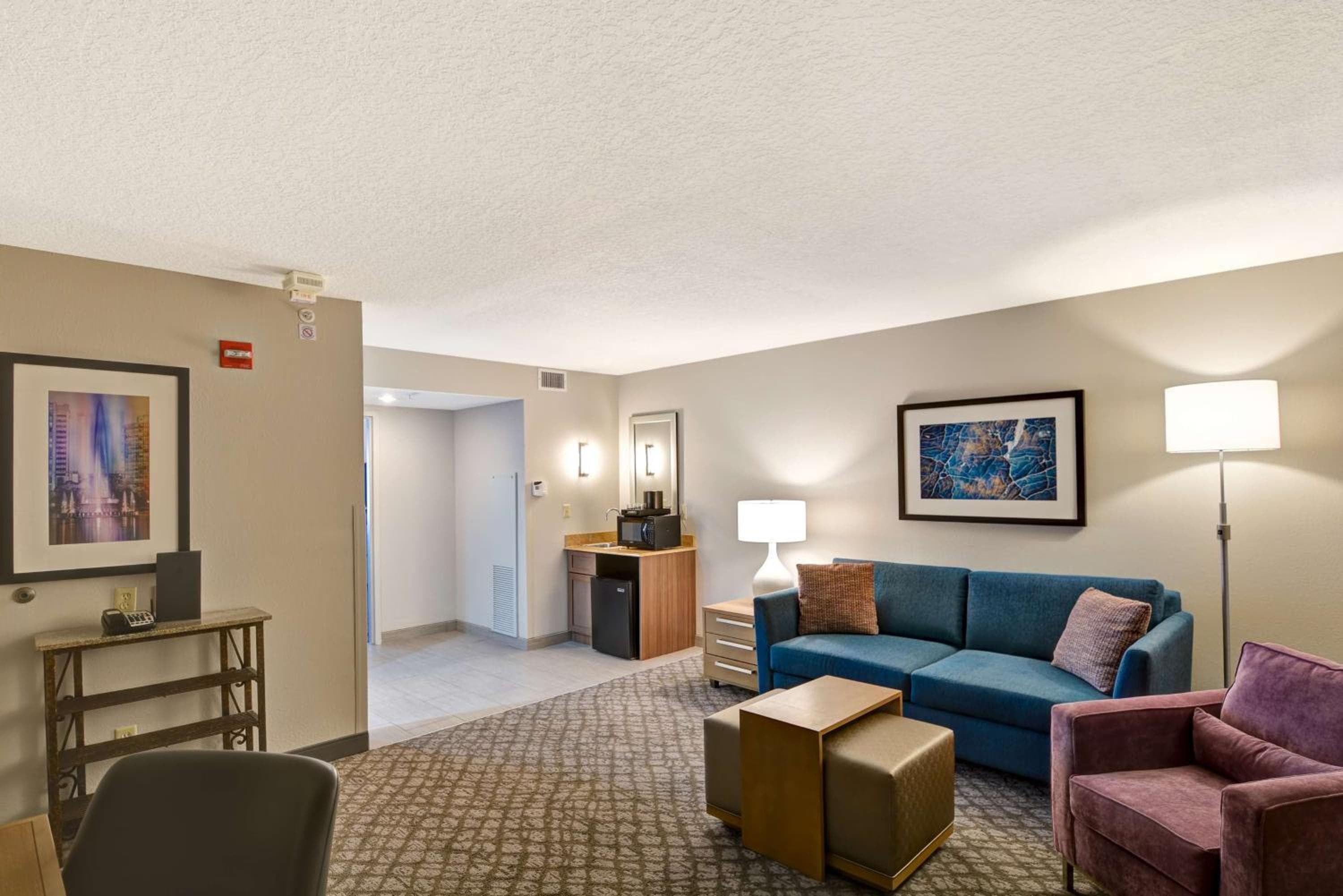 Embassy Suites by Hilton Orlando-Downtown — 24