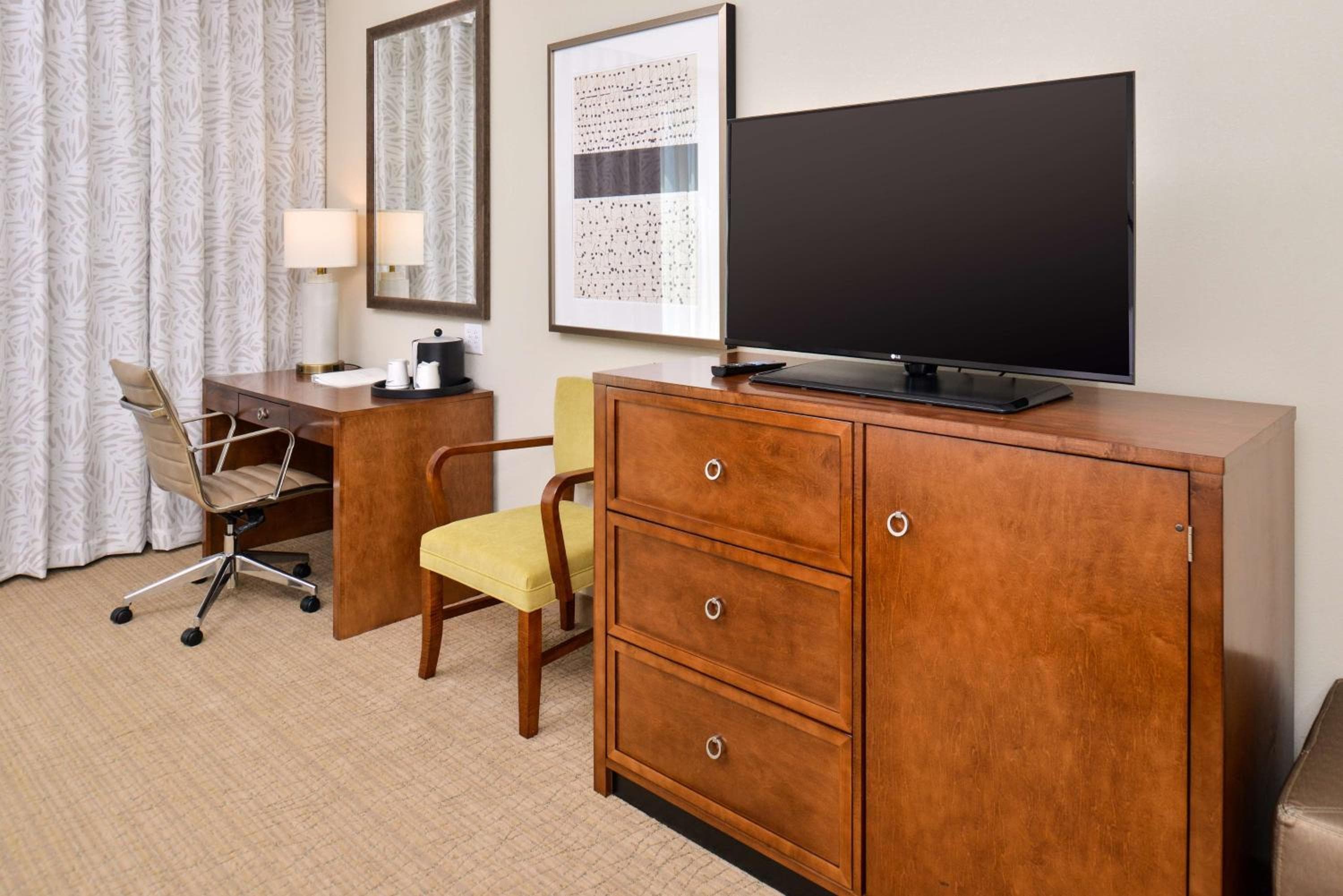 Hampton Inn & Suites Orlando/Downtown South - Medical Center — 26