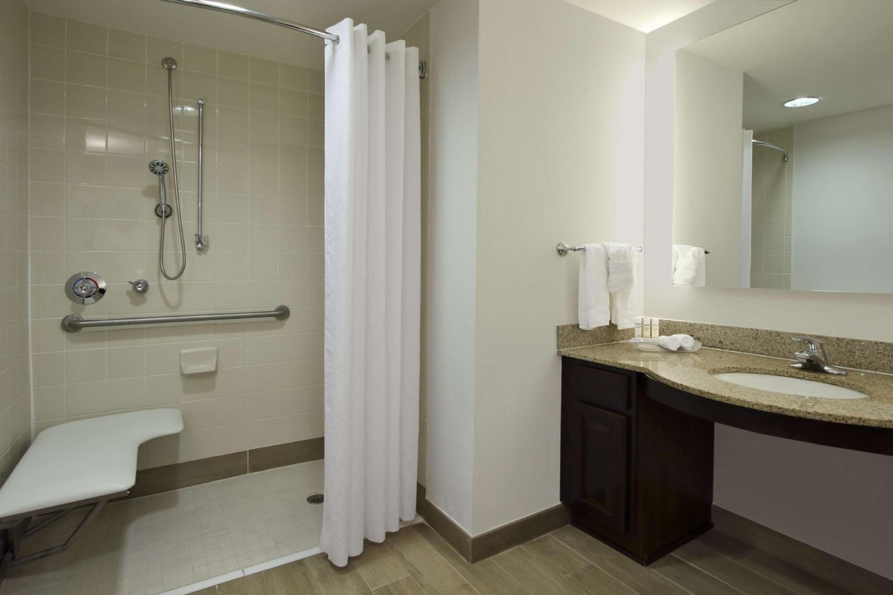 Homewood Suites by Hilton Miami - Aeroporto Ovest — 15