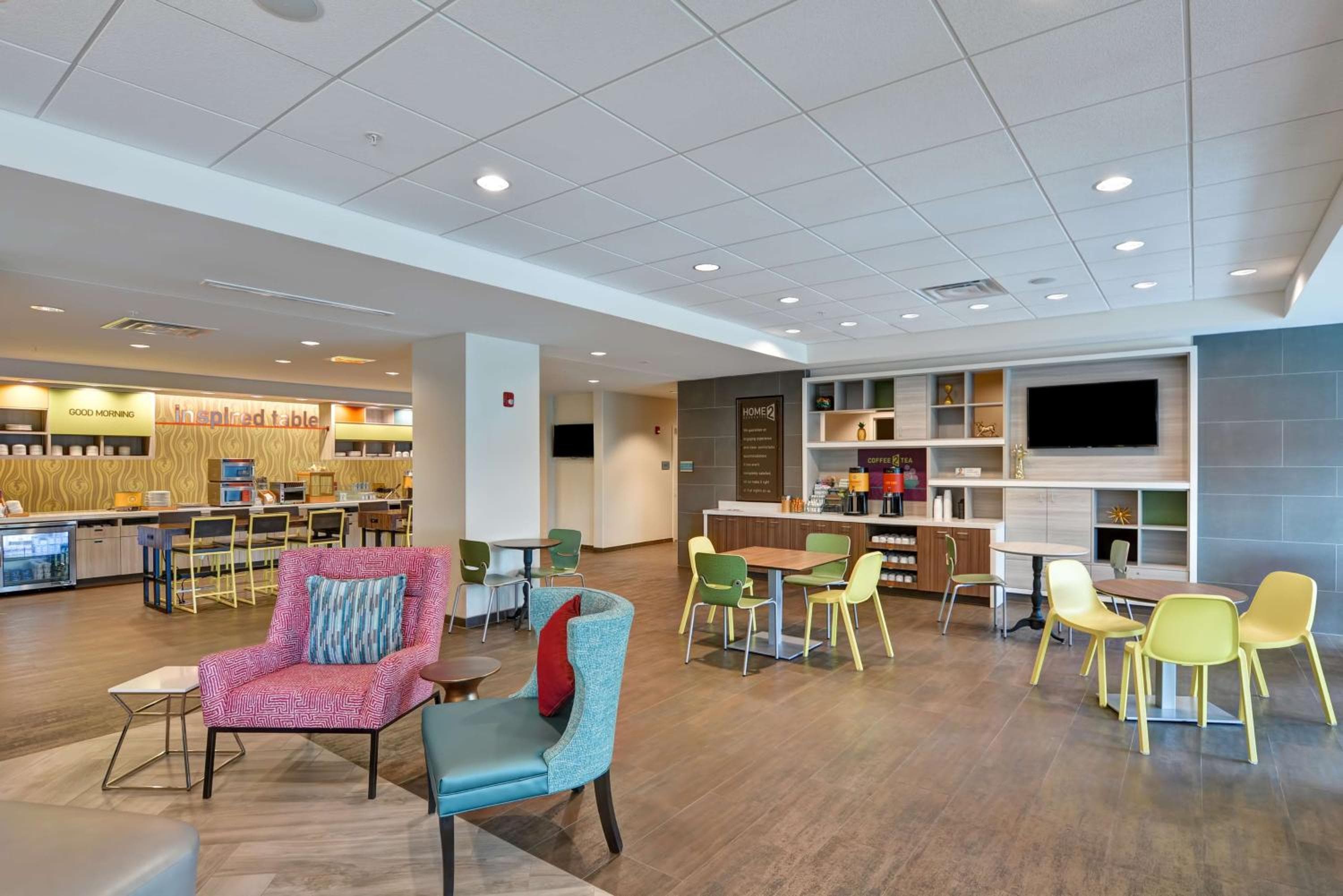 Home2 Suites By Hilton Tampa USF vicino a Busch Gardens — 5
