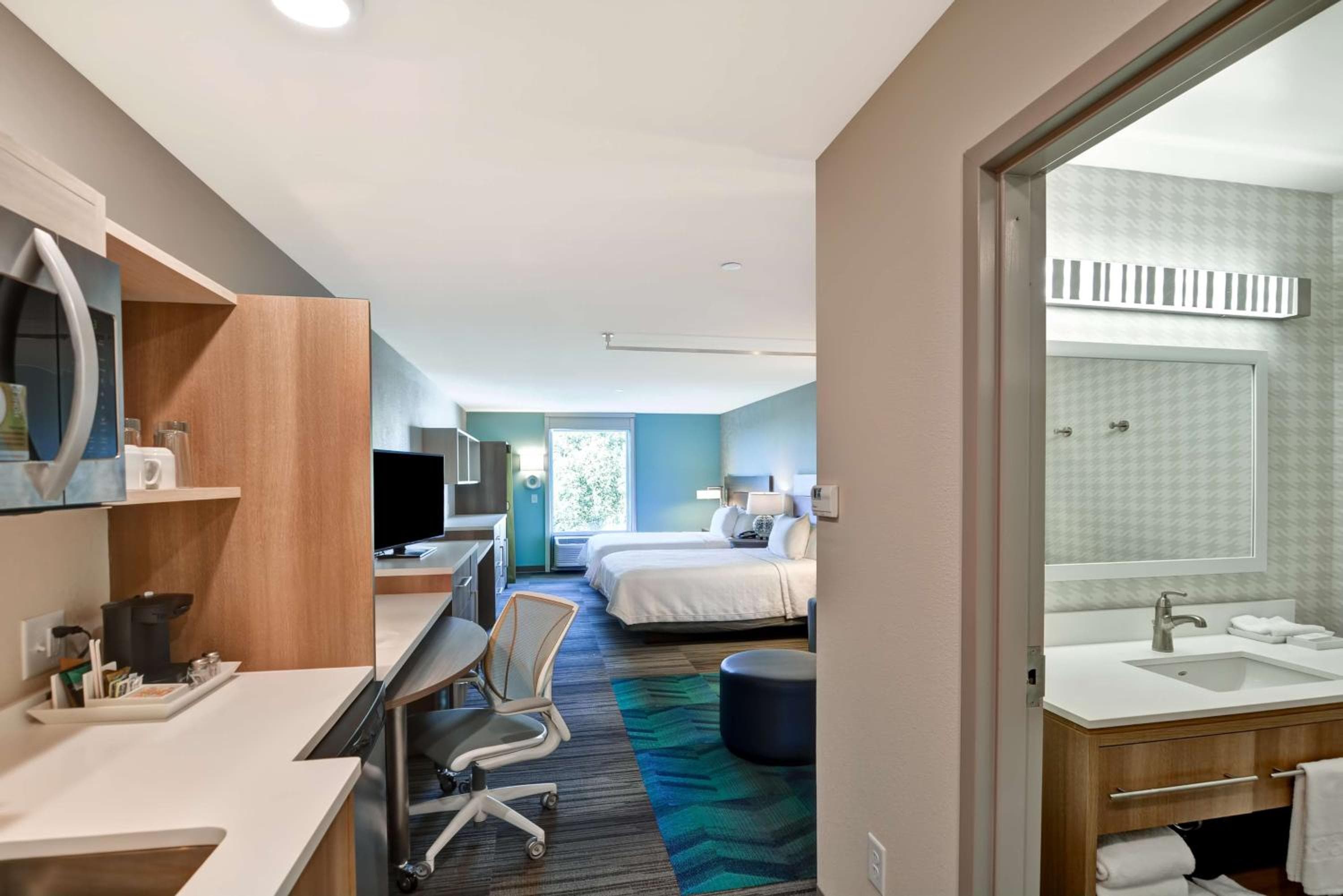 Home2 Suites By Hilton Tampa USF vicino a Busch Gardens — 24