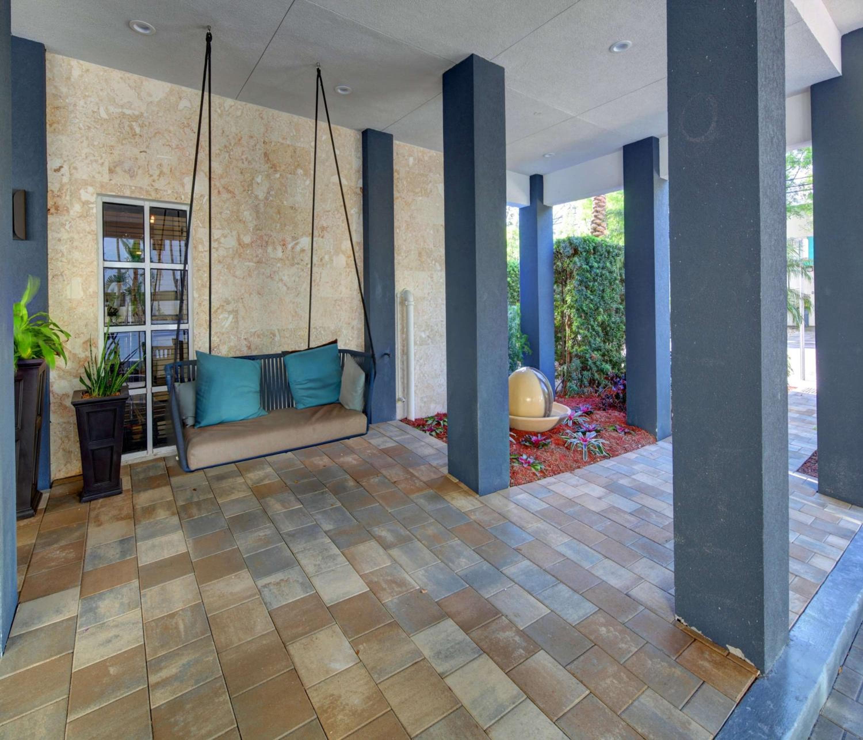 Hampton Inn Miami-Coconut Grove/Coral Gables — 3