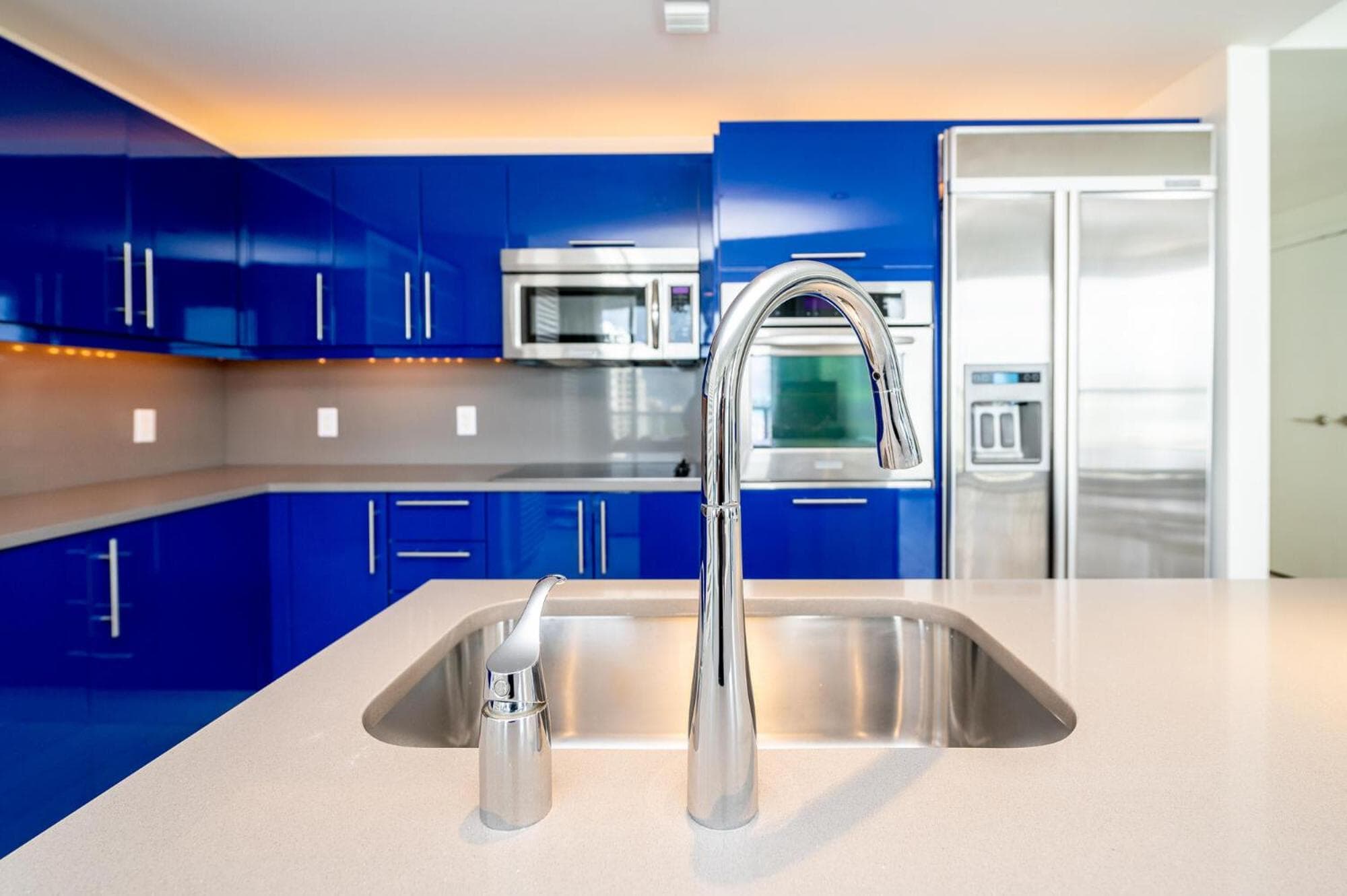 High Floor Luxury 2BR 2BA, Sleeps 6, Resort Access - Horizon by HomeStakes Stays — 13