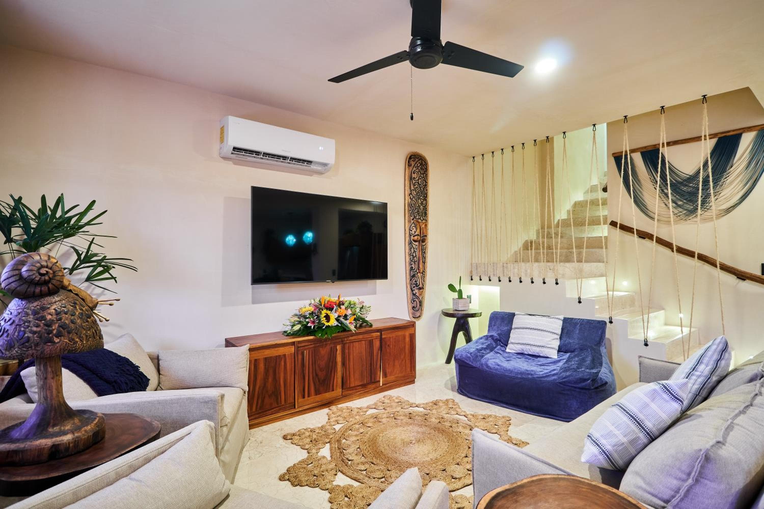 Spacious & Comfy Penthouse Oasis with Plunge Pool — 23