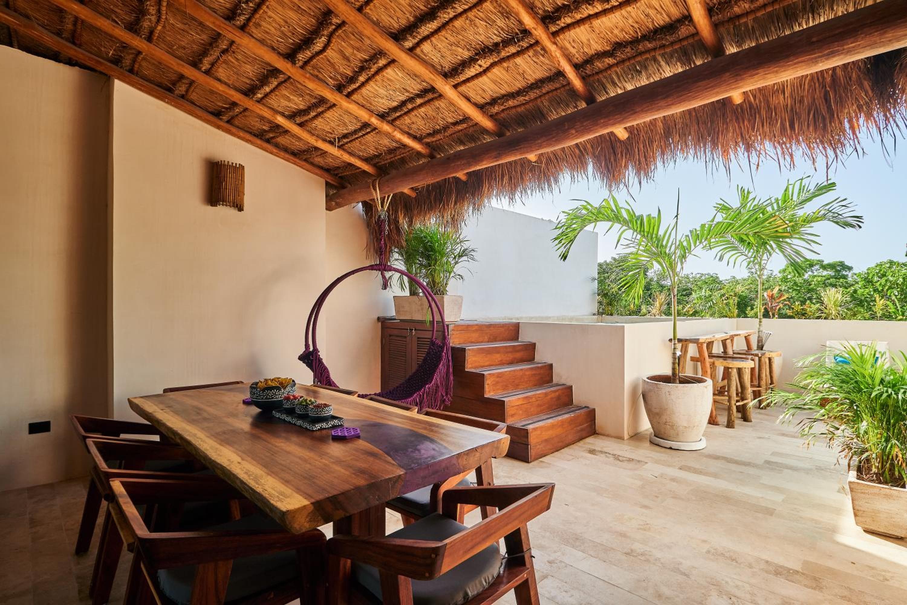 Spacious & Comfy Penthouse Oasis with Plunge Pool — 12