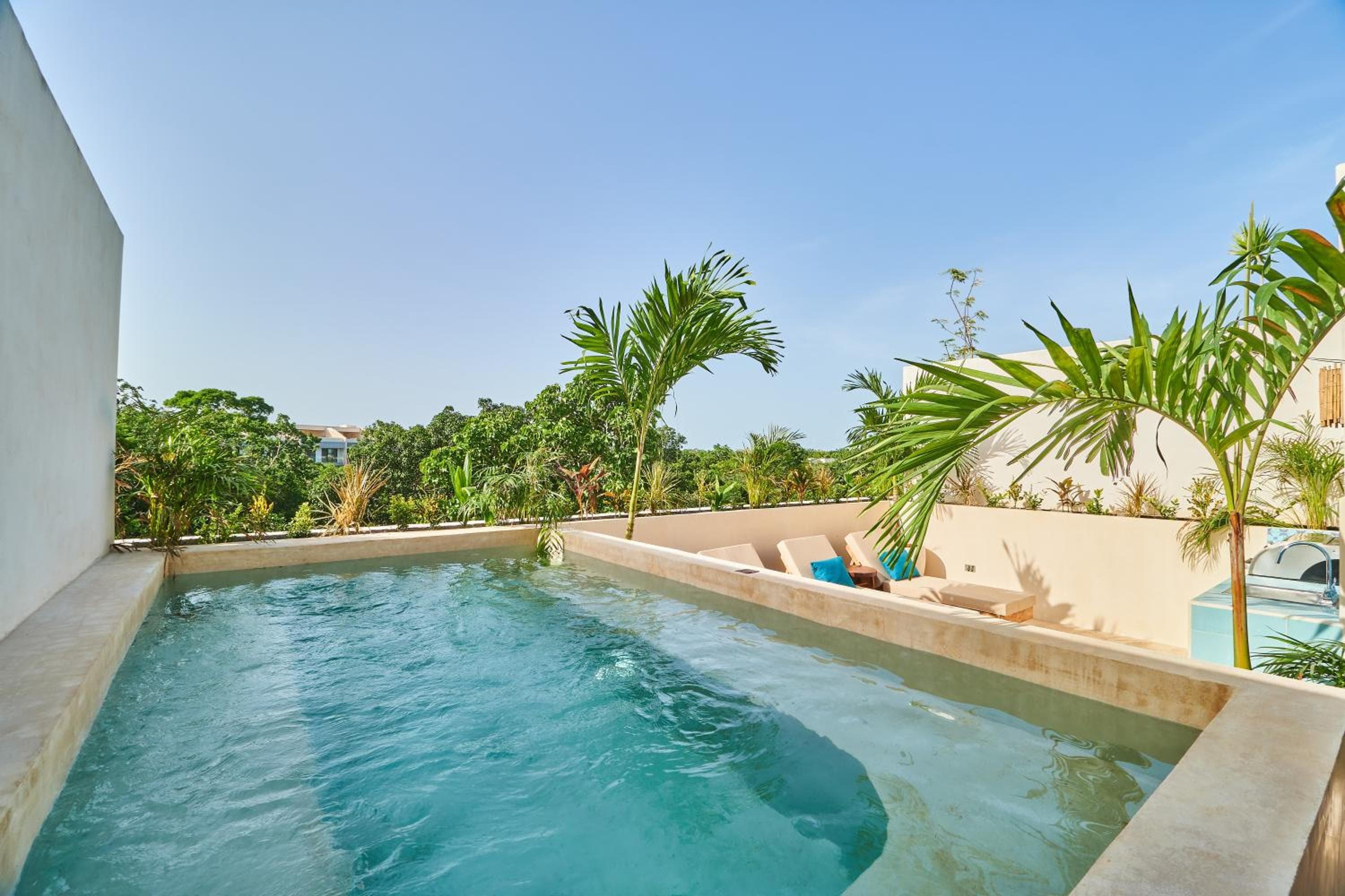 Spacious & Comfy Penthouse Oasis with Plunge Pool — 20