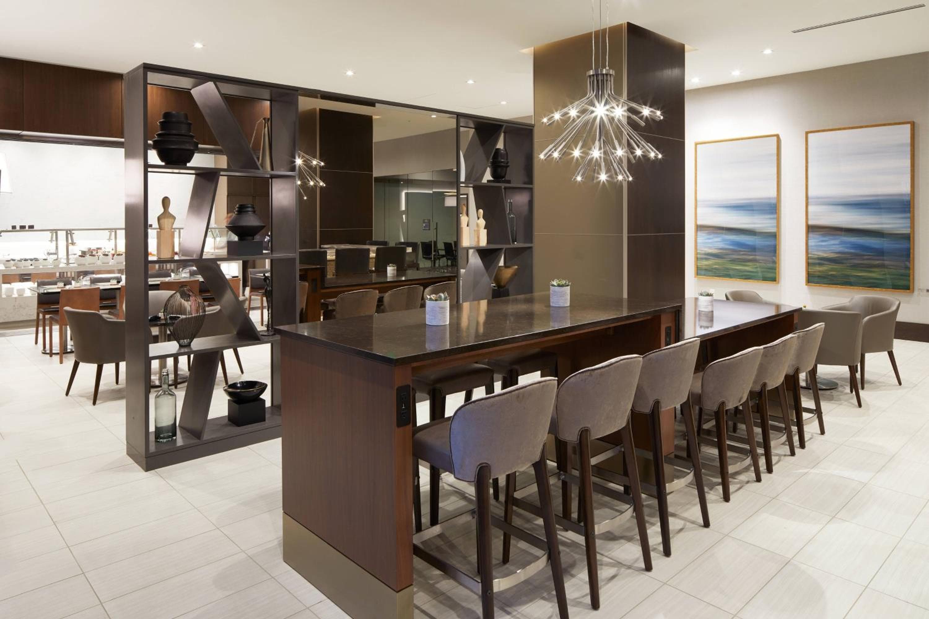 AC Hotel by Marriott Beverly Hills — 17