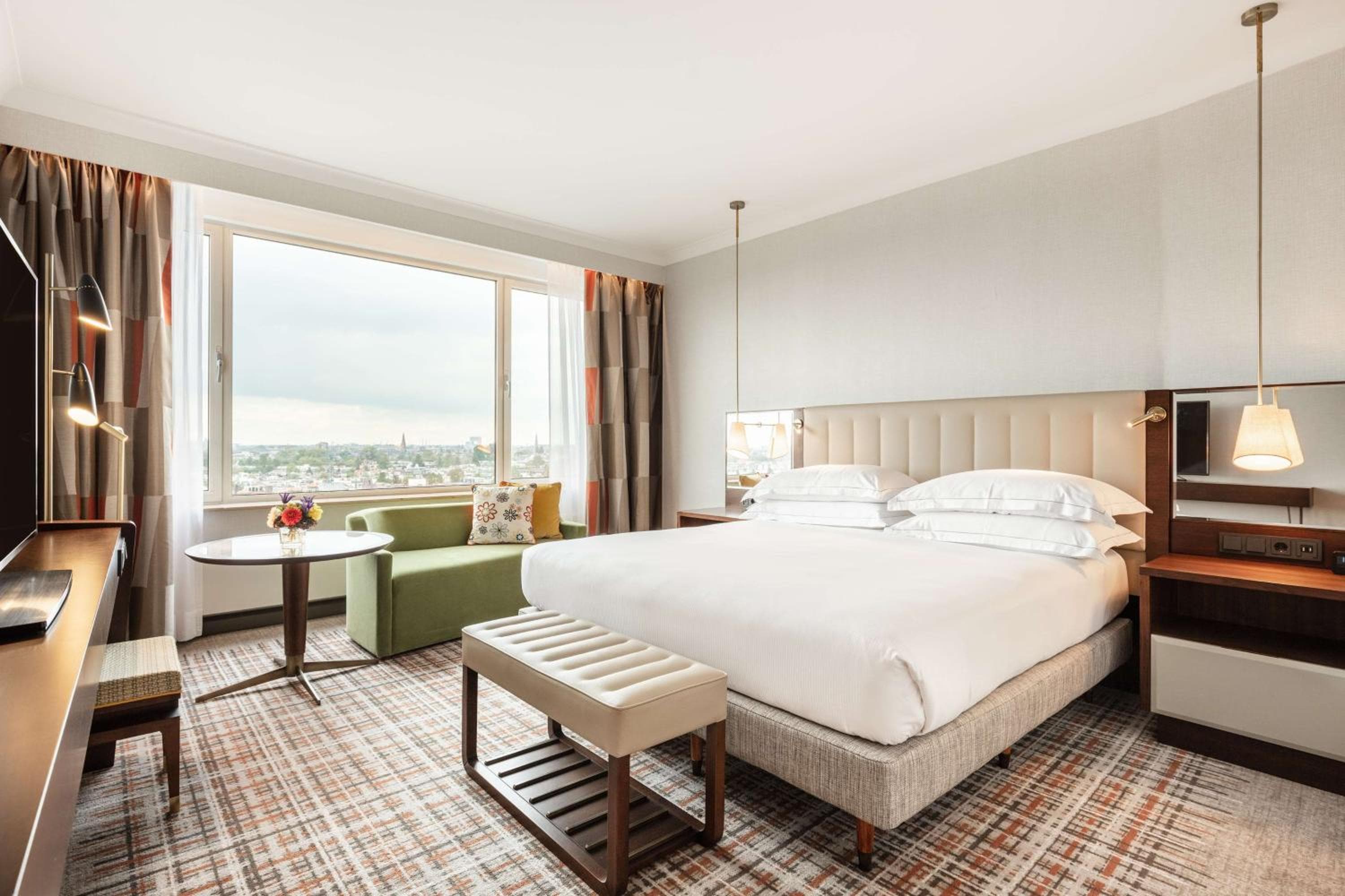 Hilton Amsterdam — 28