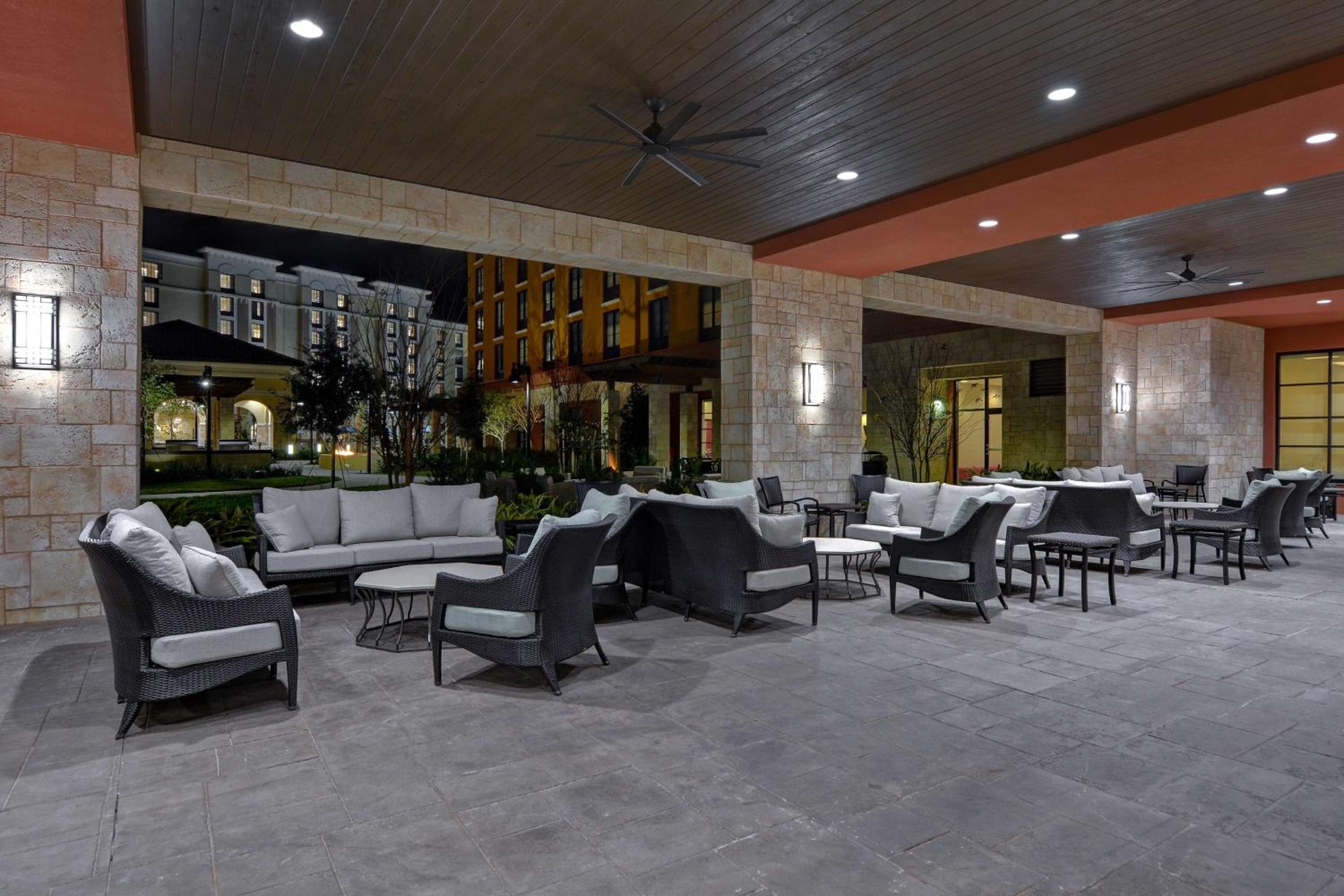 Home2 Suites By Hilton Orlando Flamingo Crossings, Florida — 3