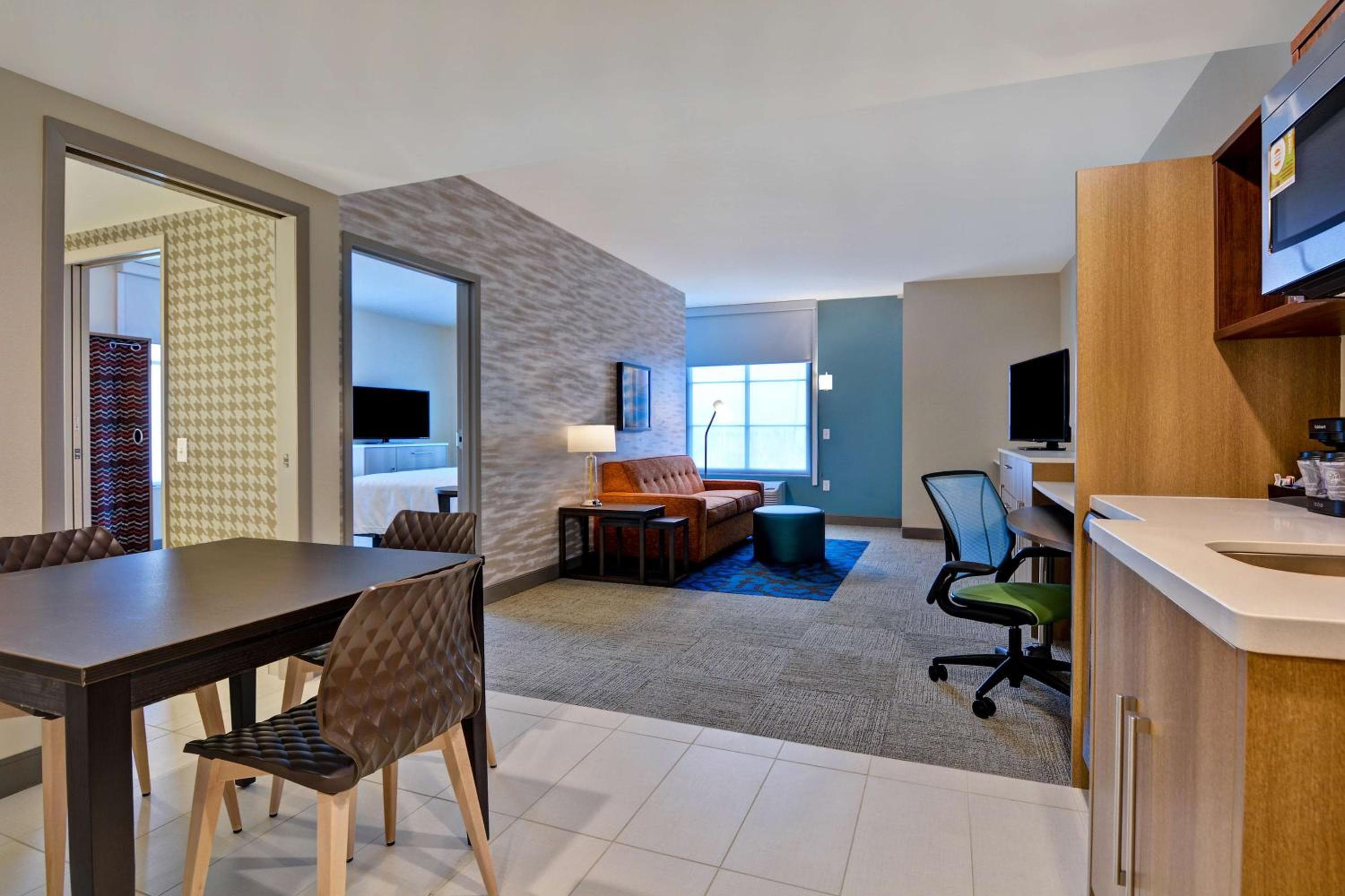 Home2 Suites By Hilton Orlando Flamingo Crossings, Florida — 24