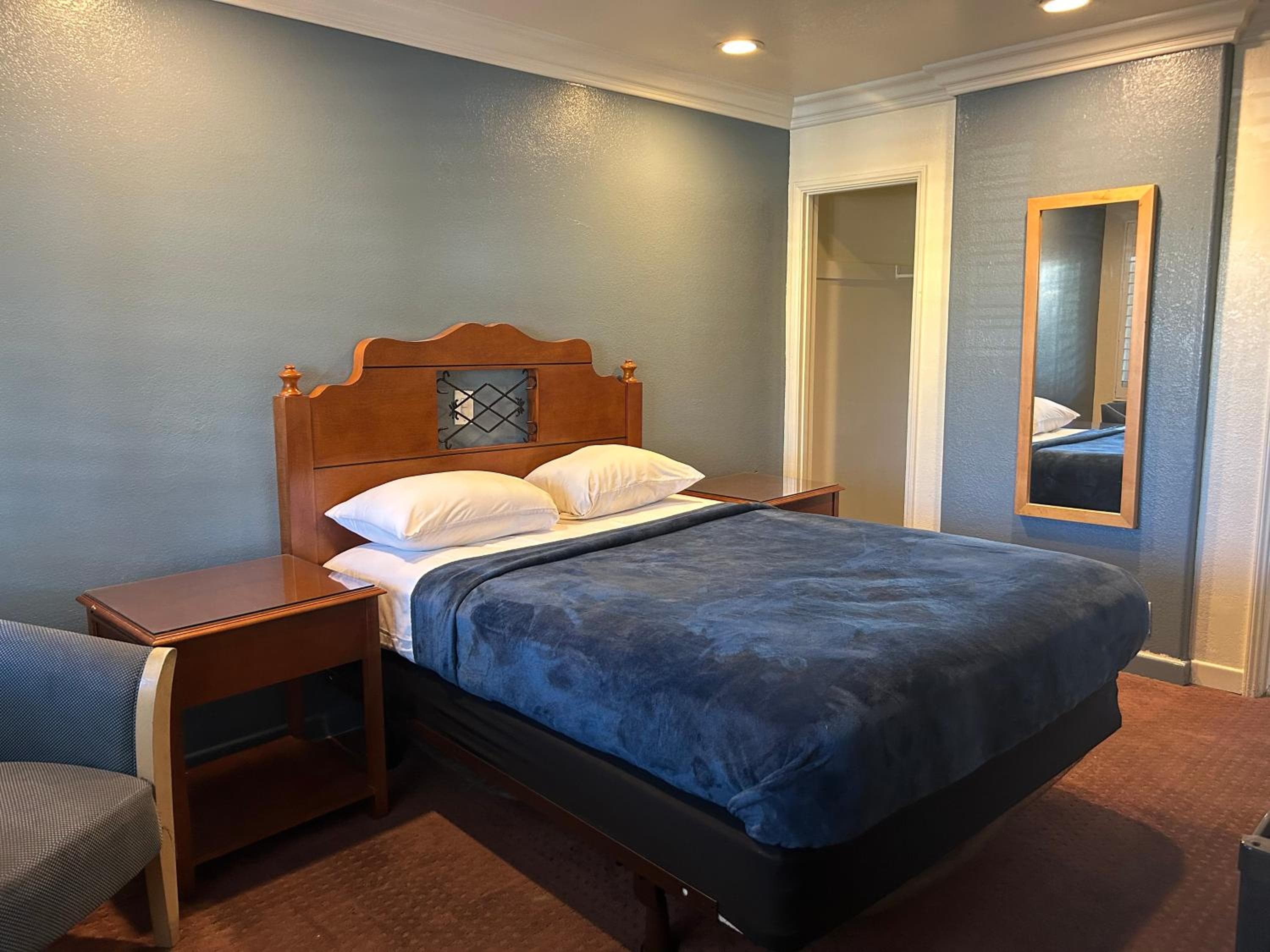 Welcome Inn — 15