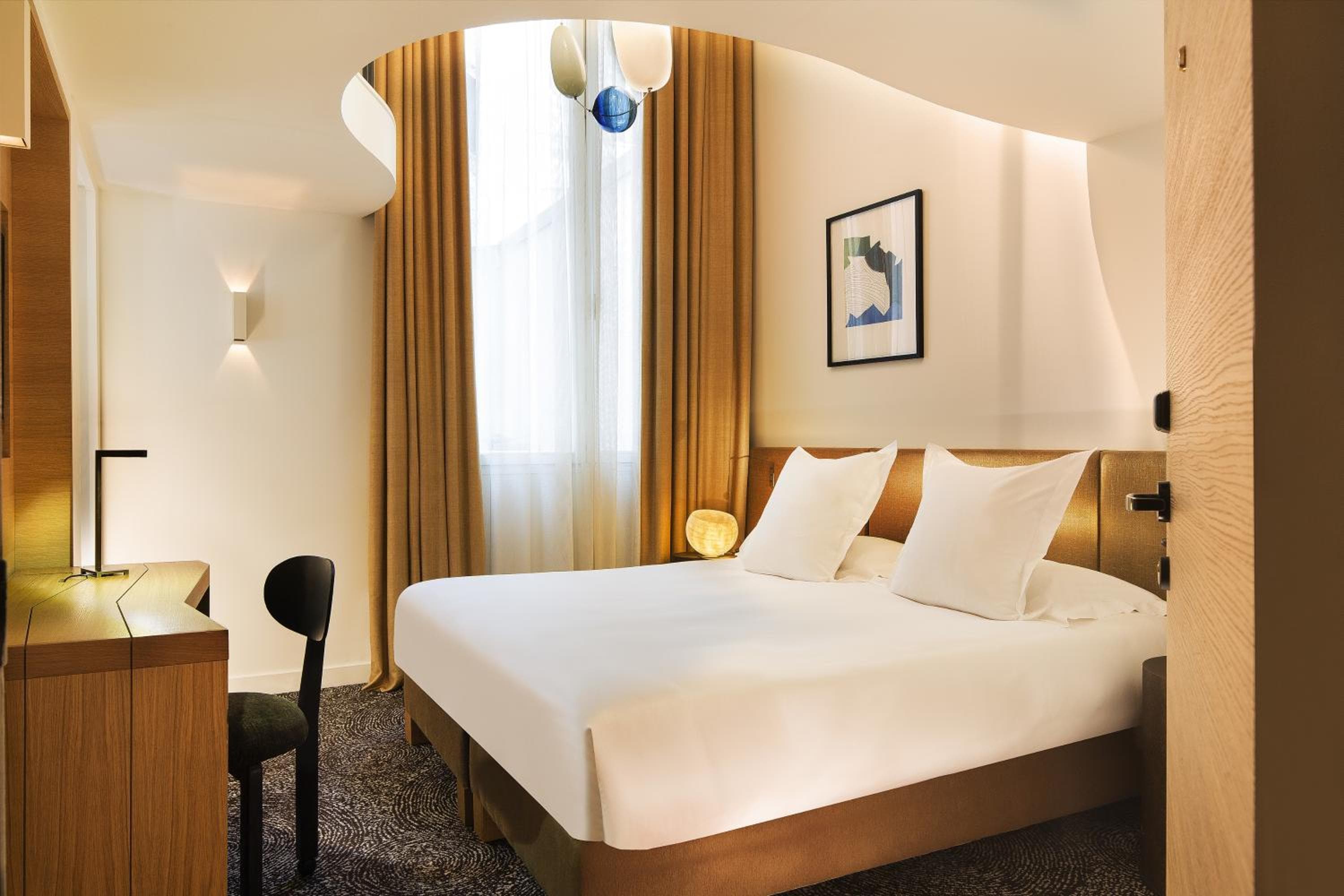Hotel Marignan Campos Elíseos — 11