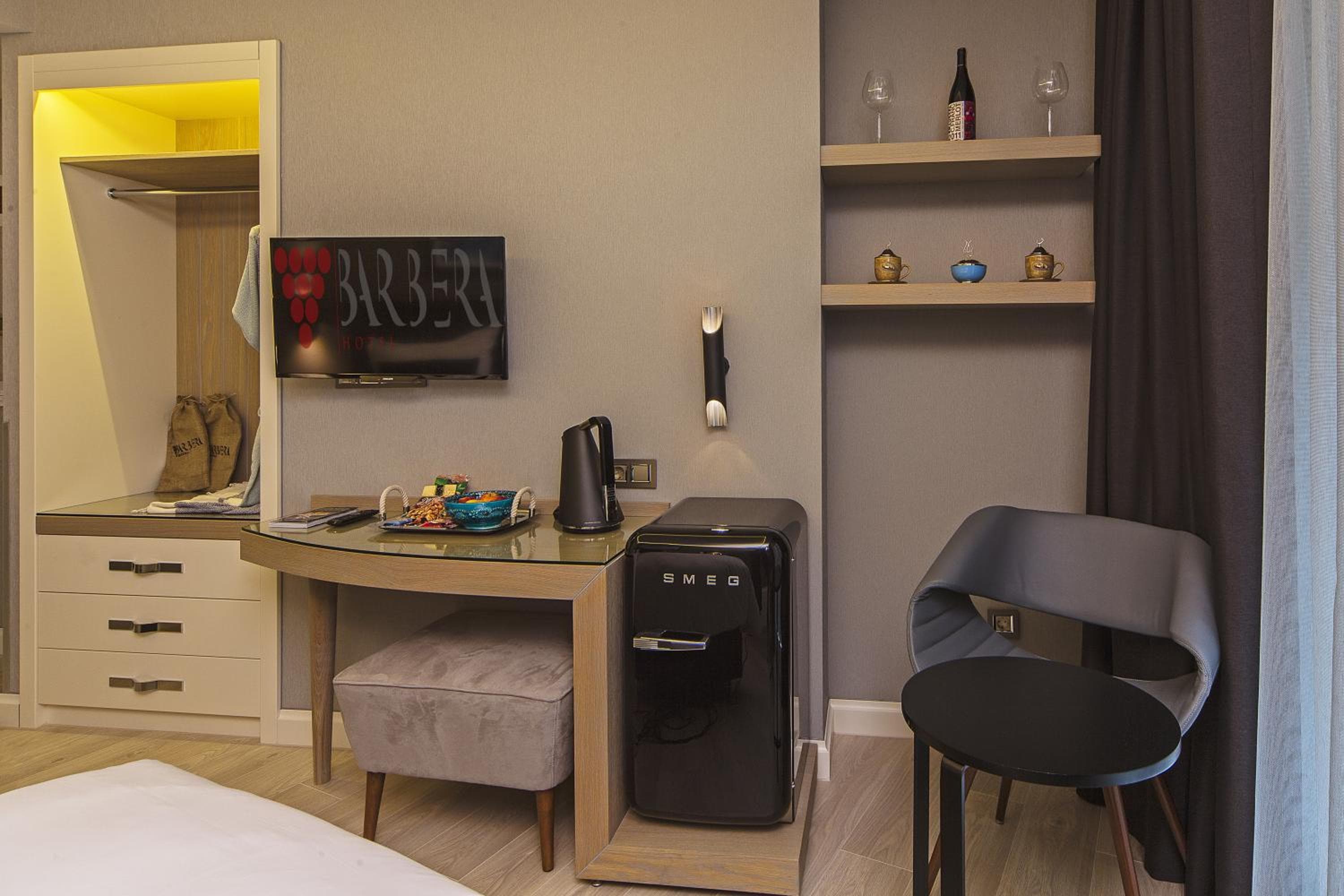 Barbera Hotel — 12