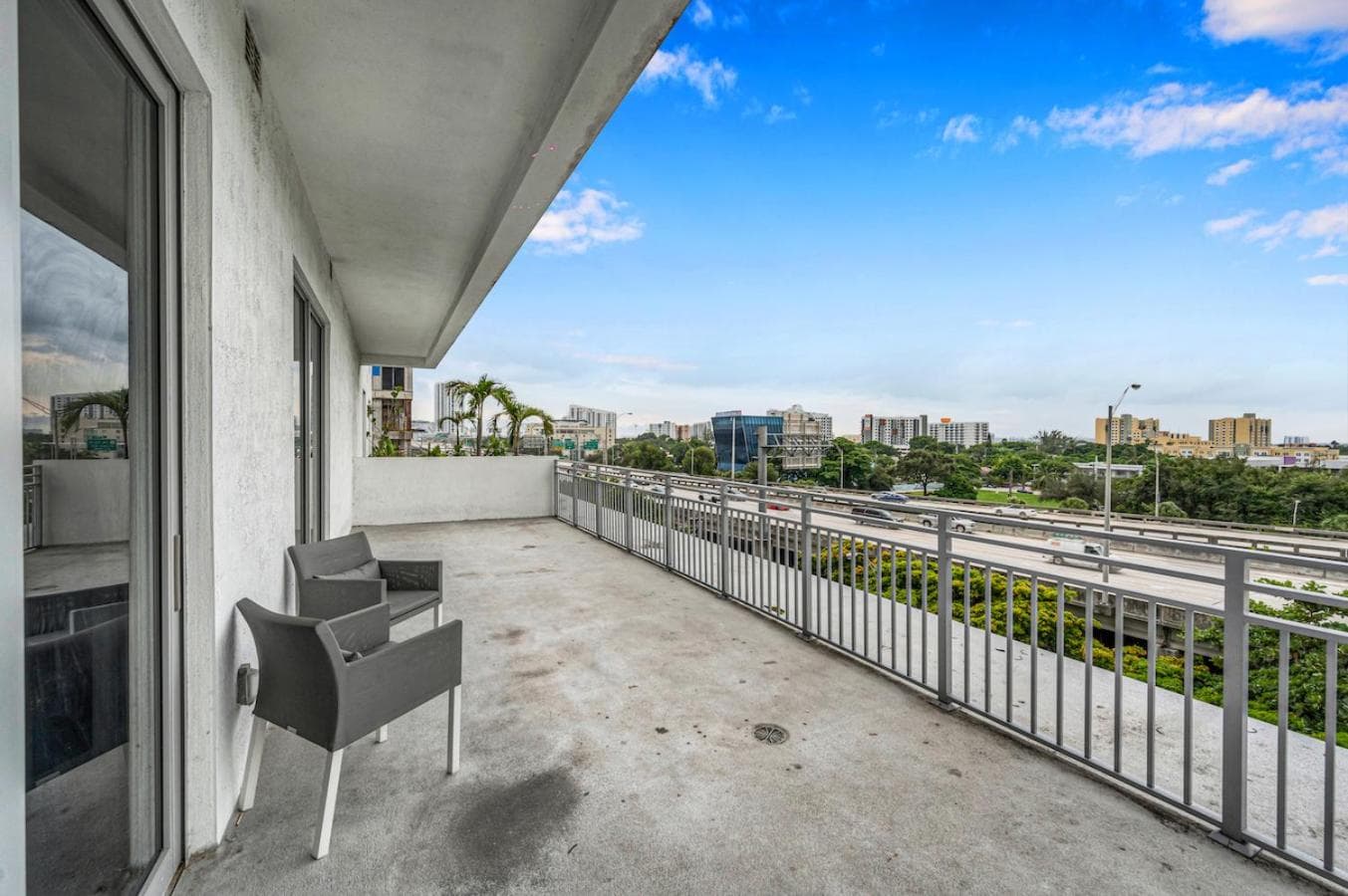 Modern Unit in Downtown Miami With Free Parking — 14