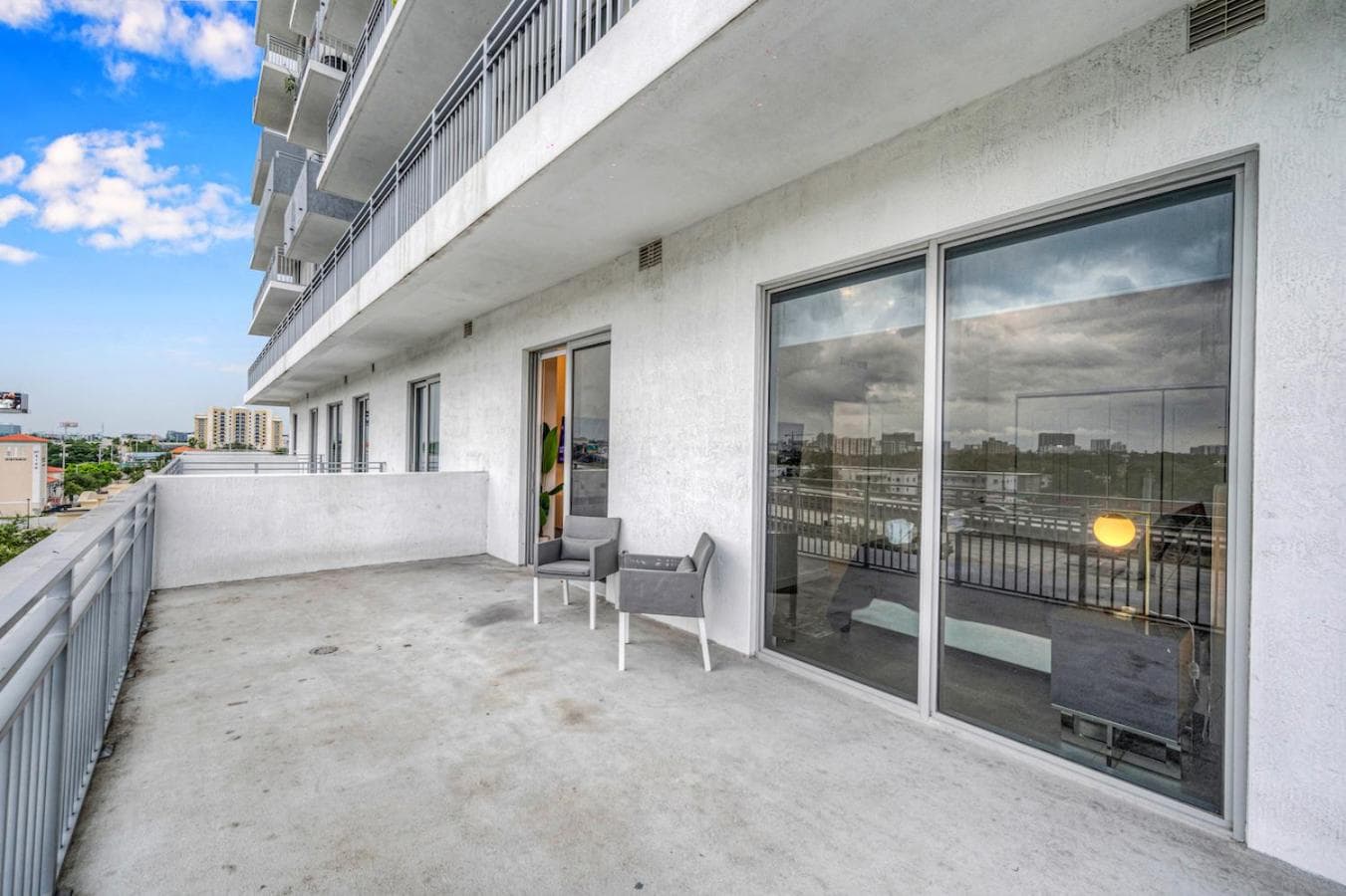 Modern Unit in Downtown Miami With Free Parking — 13