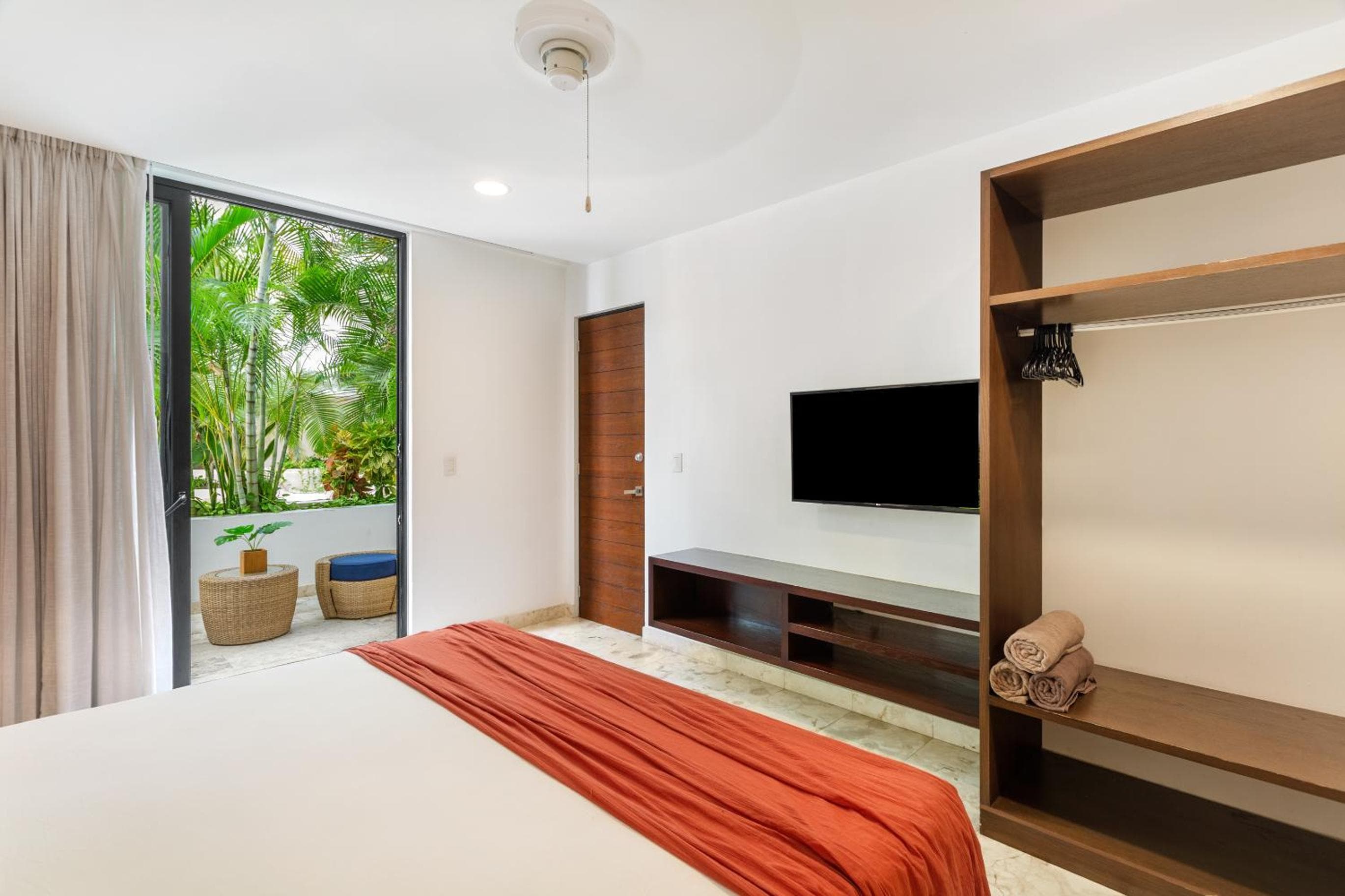 Anah Luxury Condos — 27