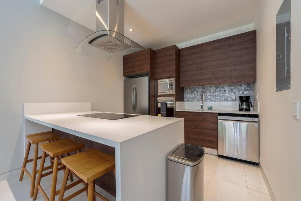 VISTA VELA 3 with 3BR/3Bath Condo — 25