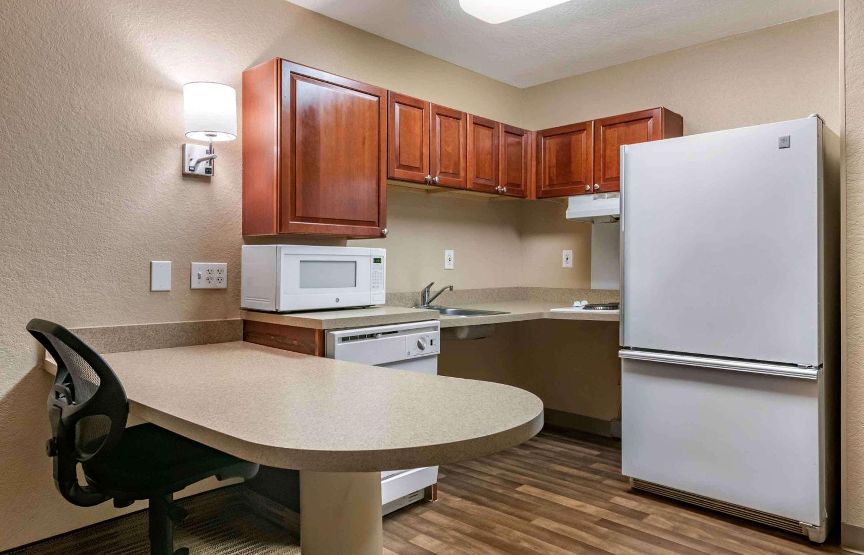 Extended Stay America Suites - Orlando - Southpark - Commodity Circle — 14