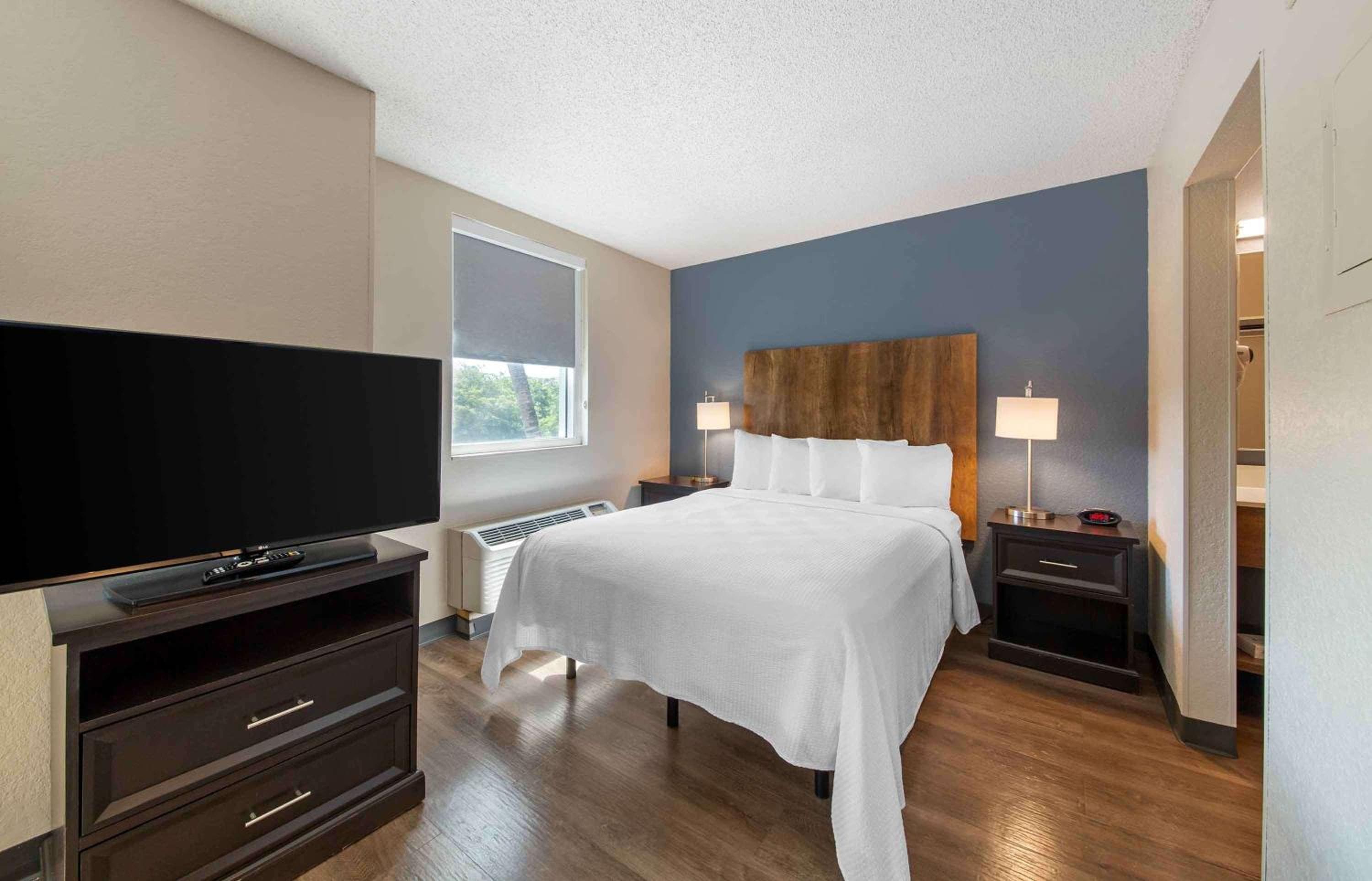 Extended Stay America Premier Suites - Miami - Aeropuerto - Doral - Calle 25 — 17