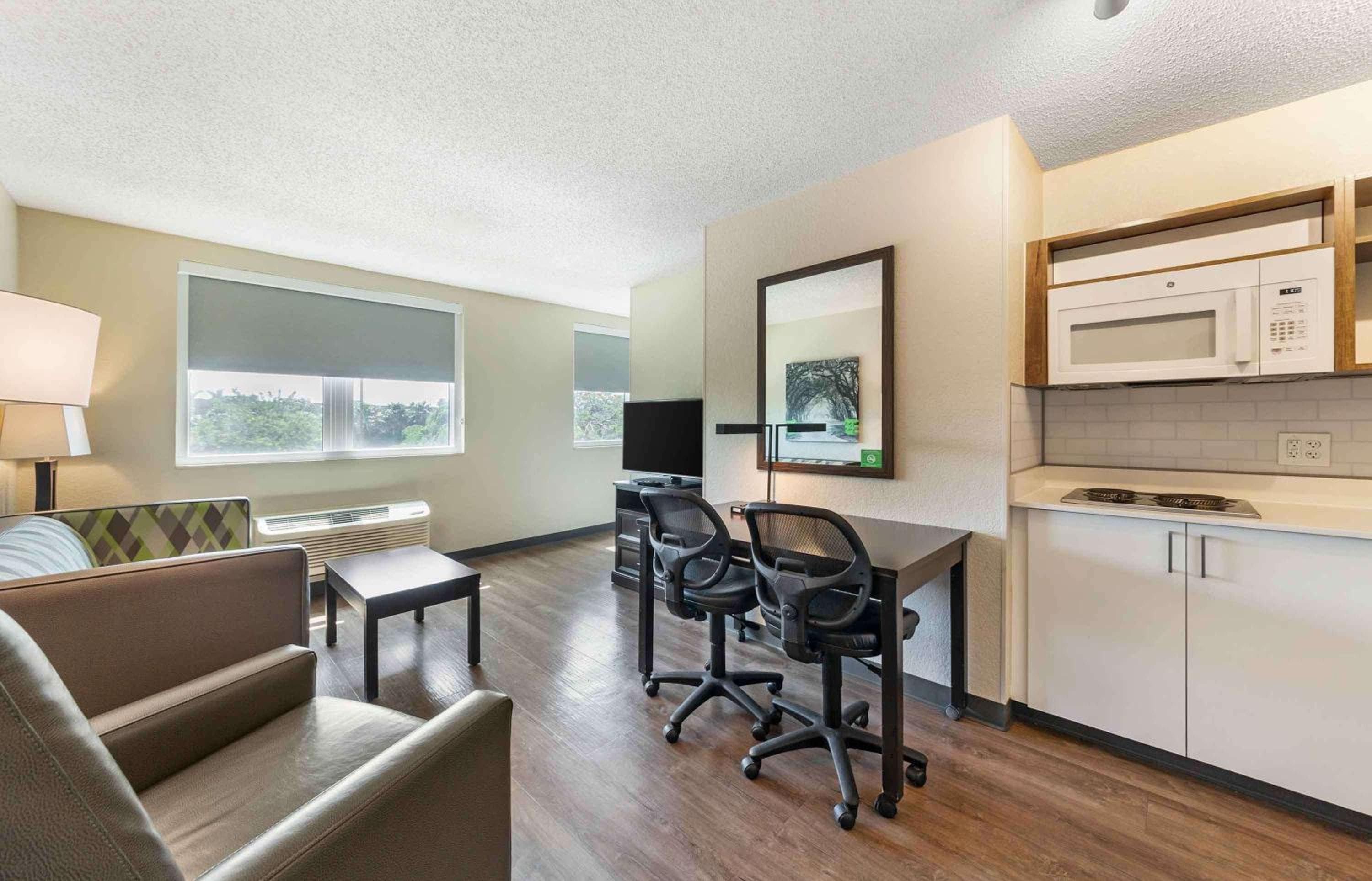 Extended Stay America Premier Suites - Miami - Aeropuerto - Doral - Calle 25 — 24