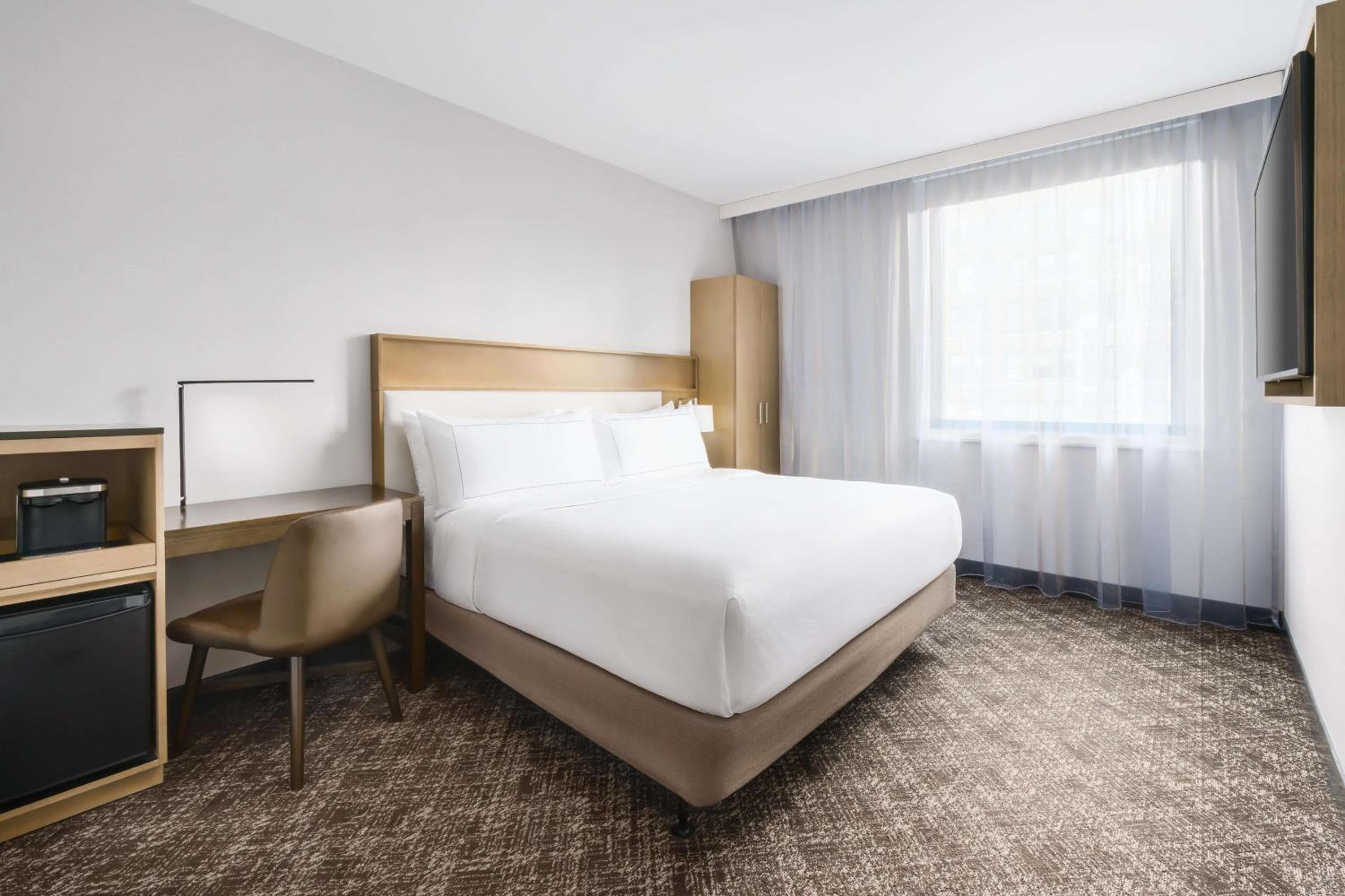 DoubleTree by Hilton New York Times Square South — 15