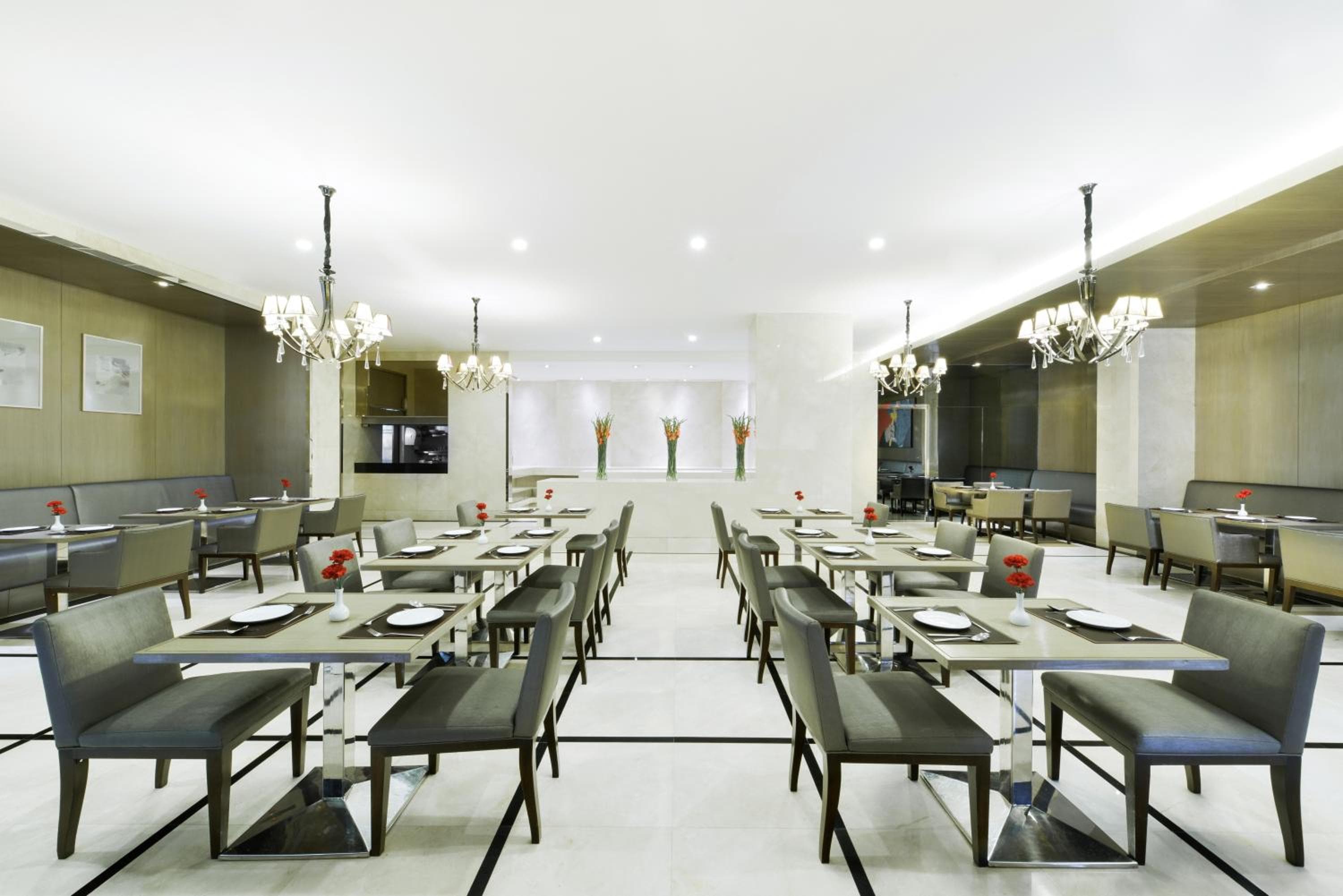 Punto centrale Chidlom — 6