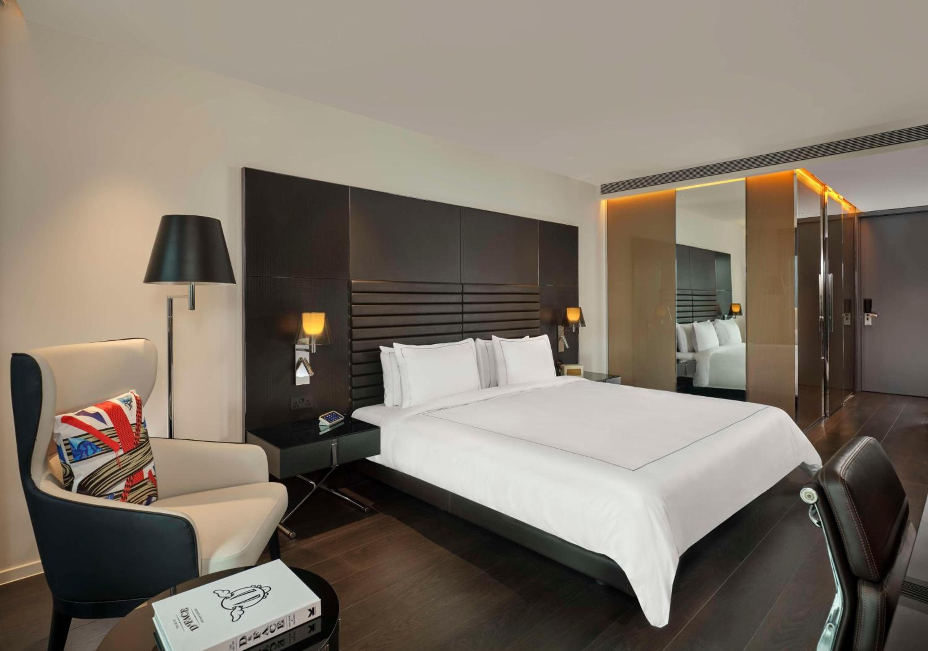 art'otel London Hoxton — 7