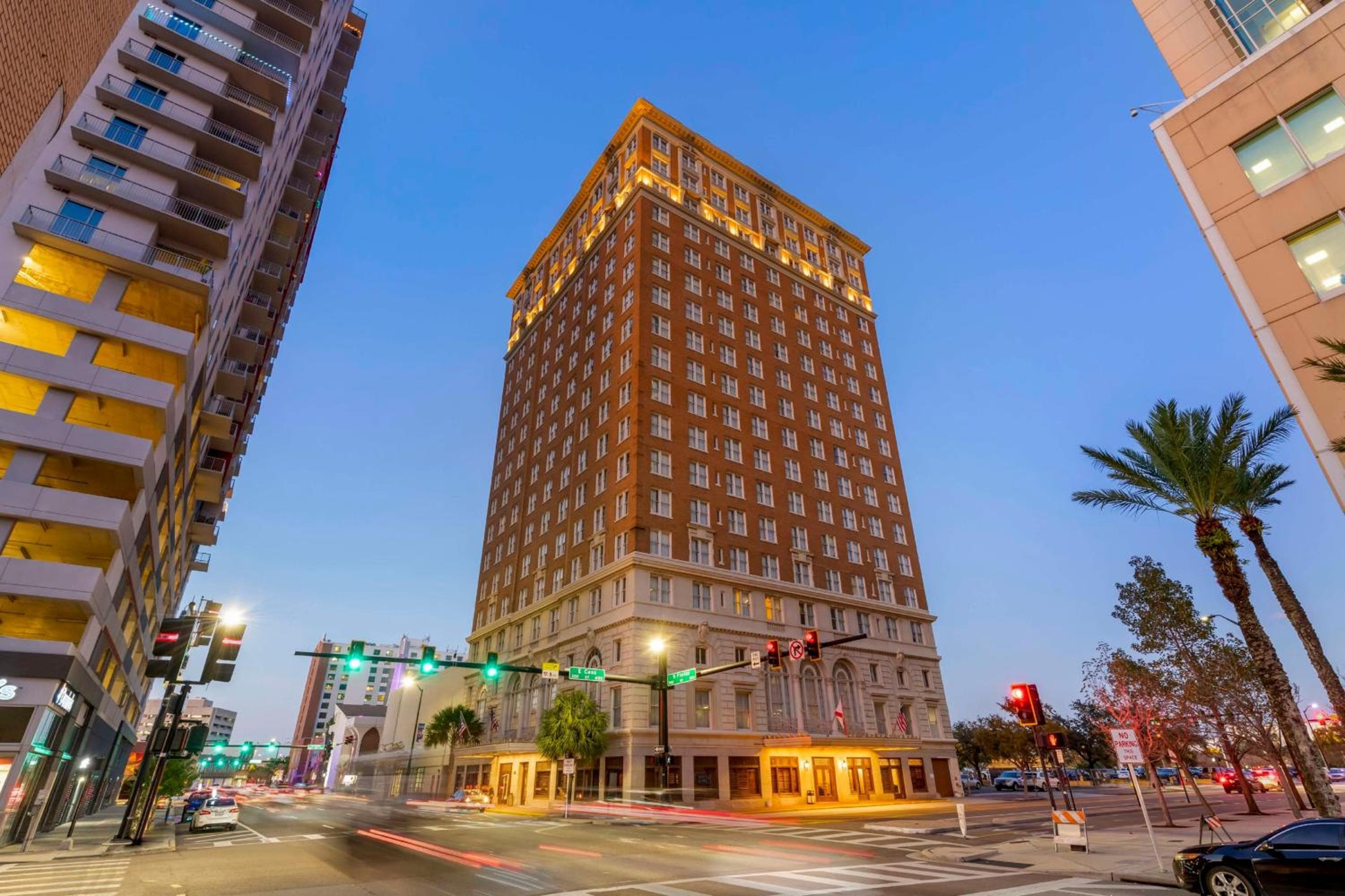 Hotel Flor Tampa Centro, Tapestry Collection By Hilton — 1
